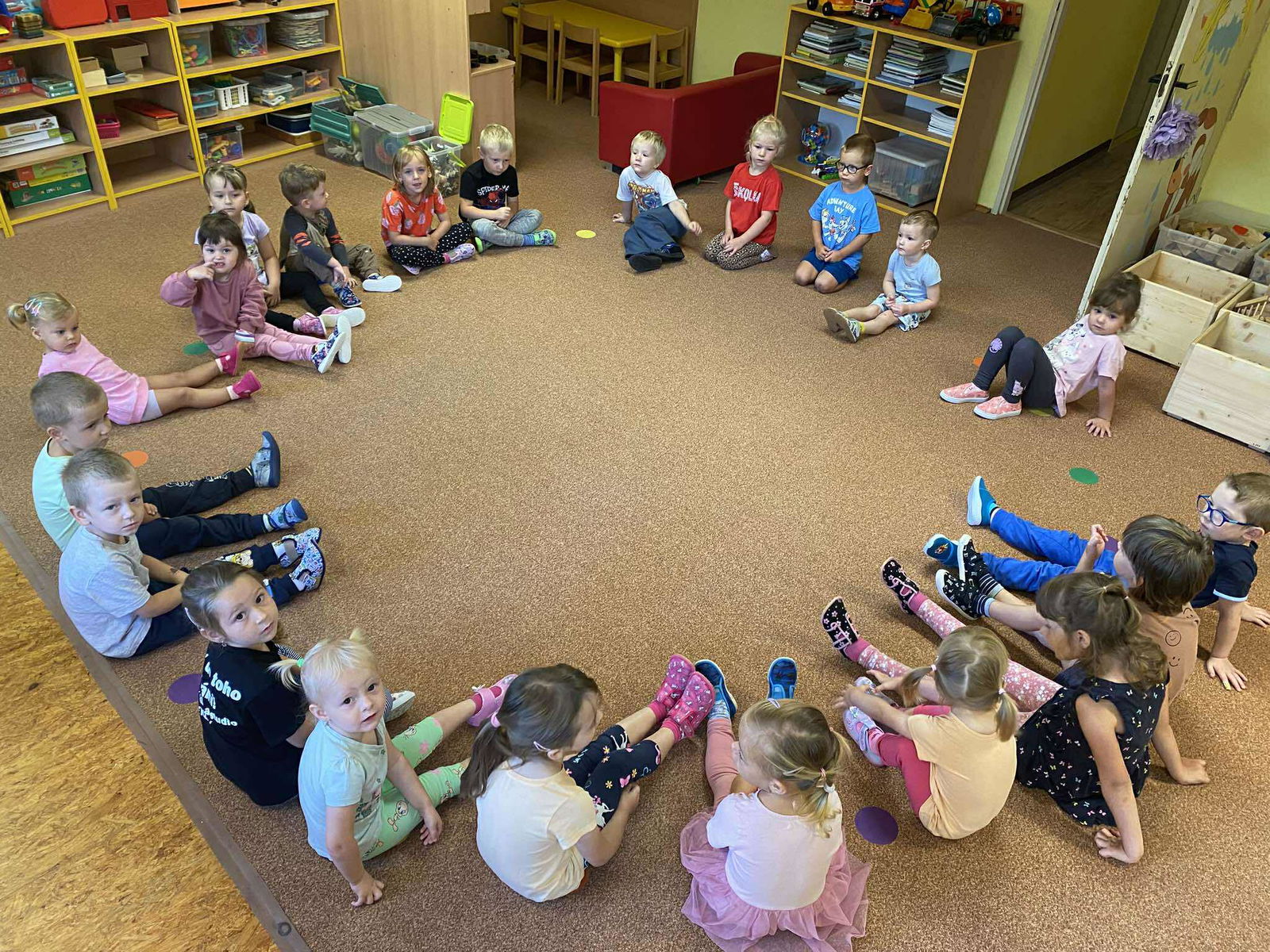 541039656_1056415233011974_394644892025880827_n