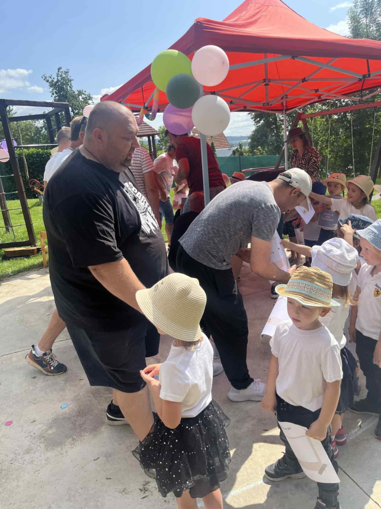 7008adbc-3a9e-423c-b415-b3790f579c6b