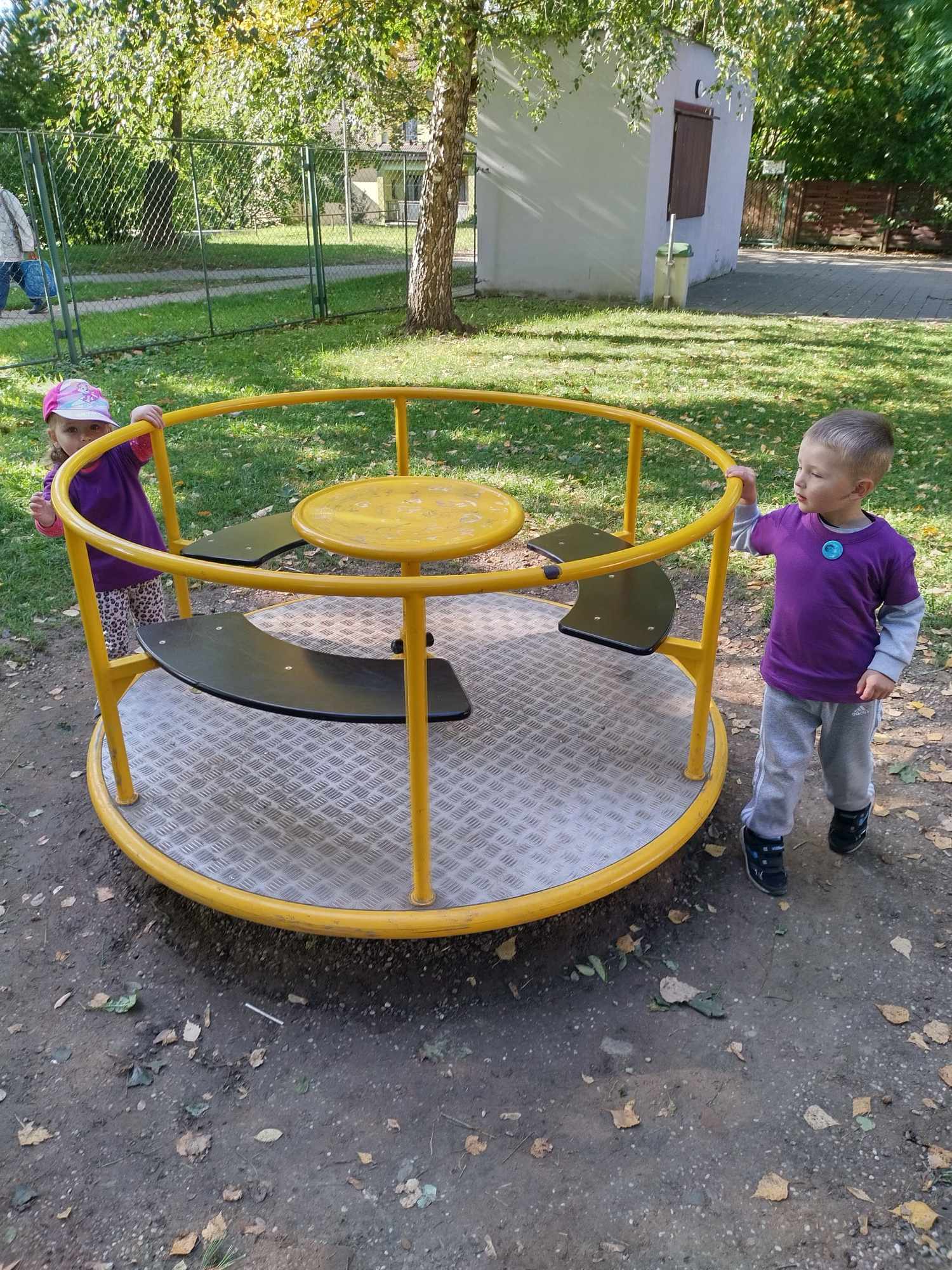 385518047_866532477963921_4897633945286706584_n