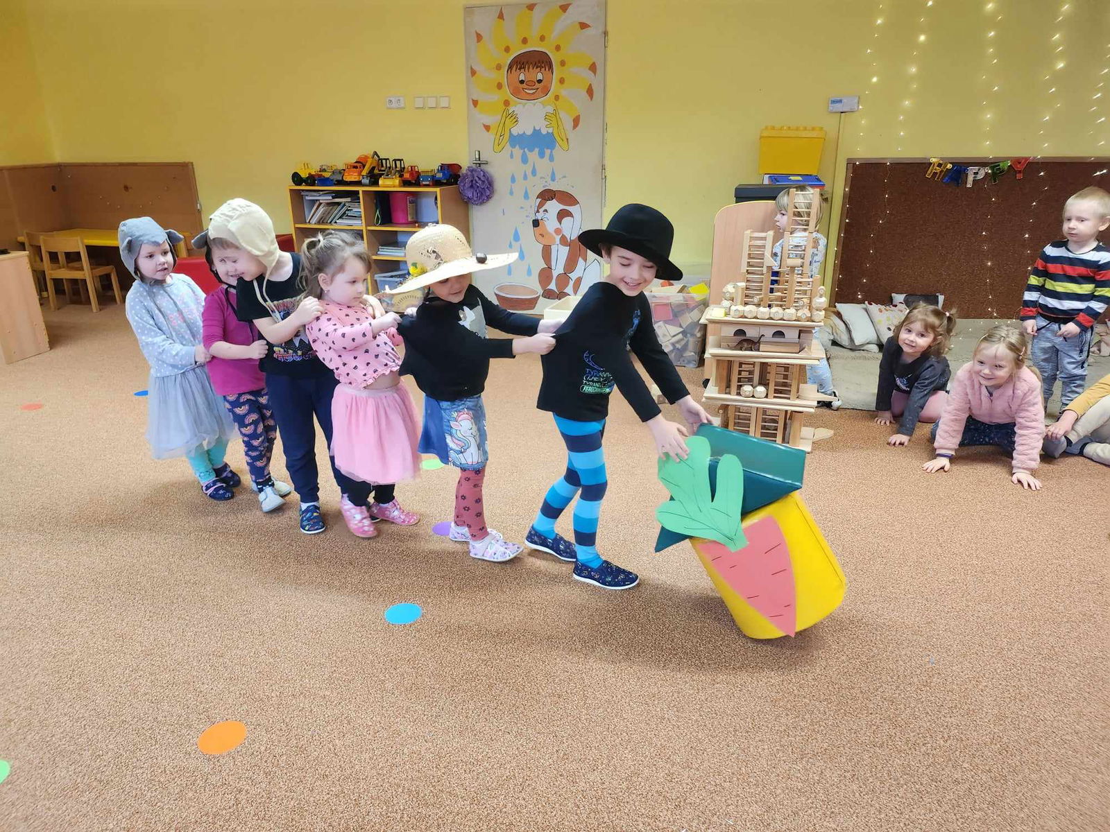 419242495_1386792315294393_3519966186305006921_n