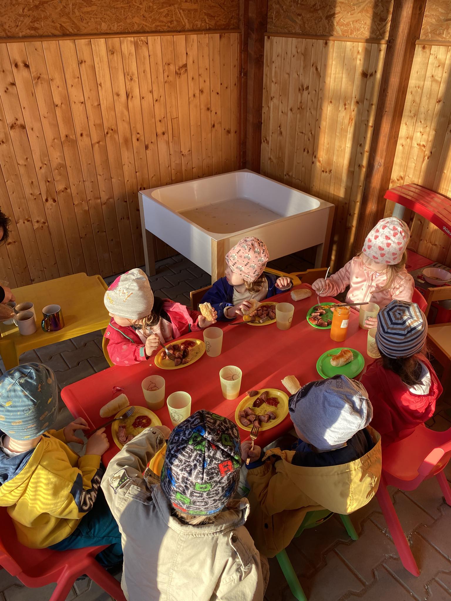 486483780_2126034887819672_8402509699714217171_n