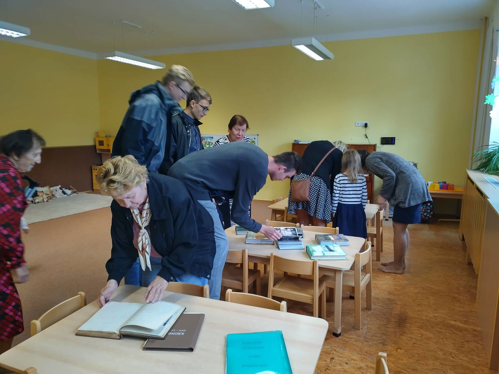 305633967_1556393928132693_1966169015283533136_n