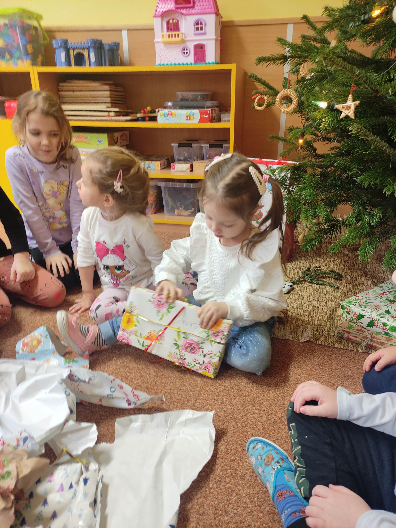 322940252_889255082126850_4293115311428800472_n