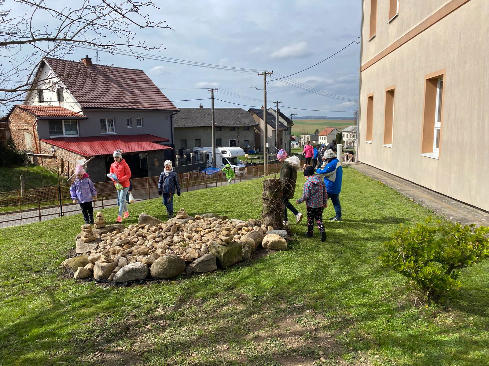 925a5b35-70db-4593-a5b0-9faa14191cb5