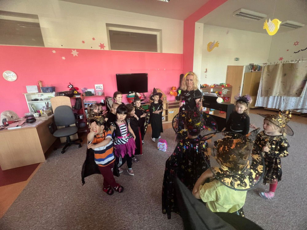 received_1569625236952665