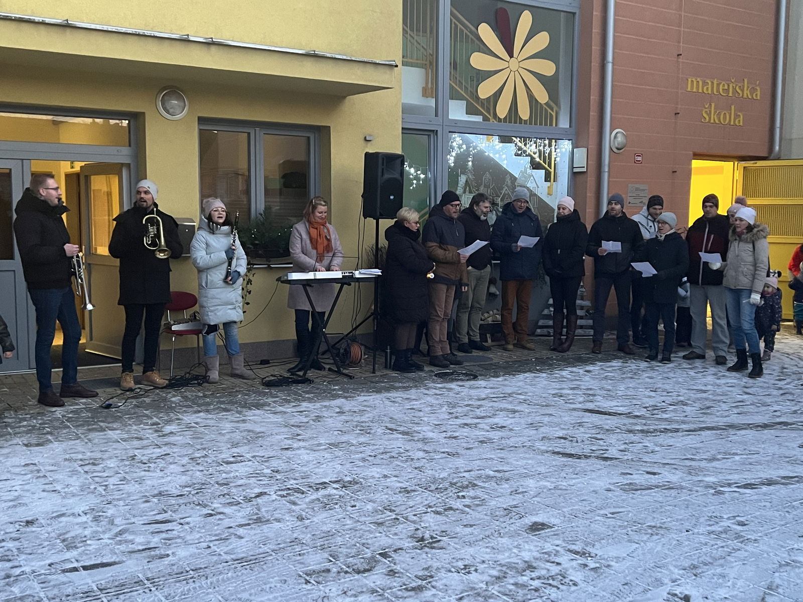 35EE4C59-6084-477E-96CD-7B0E357BD371