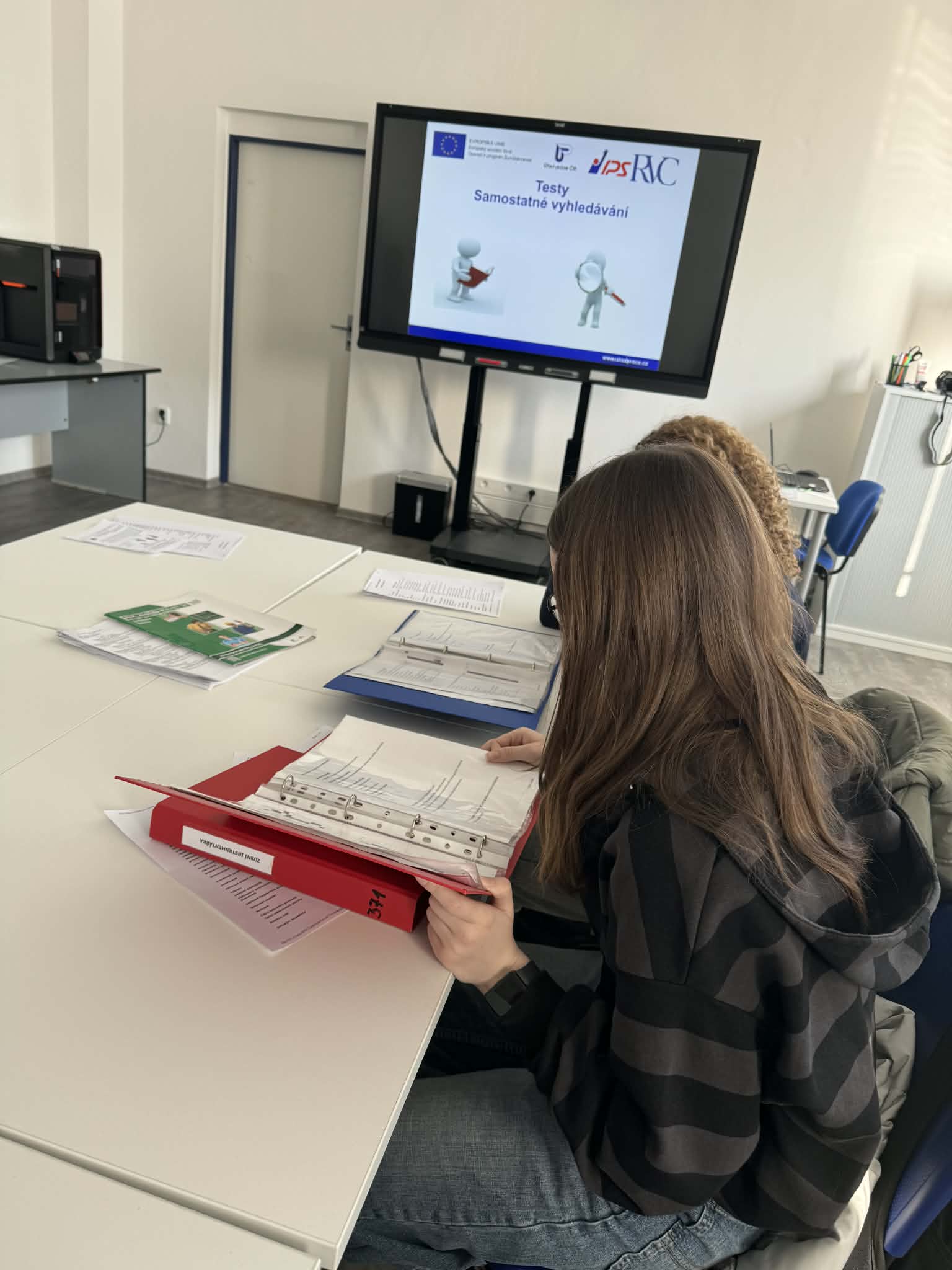 f6f6b09f-e39c-42f8-a5bf-df2b0f6a3052