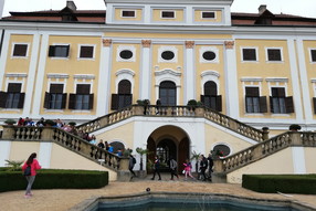 rozloučení před návratem