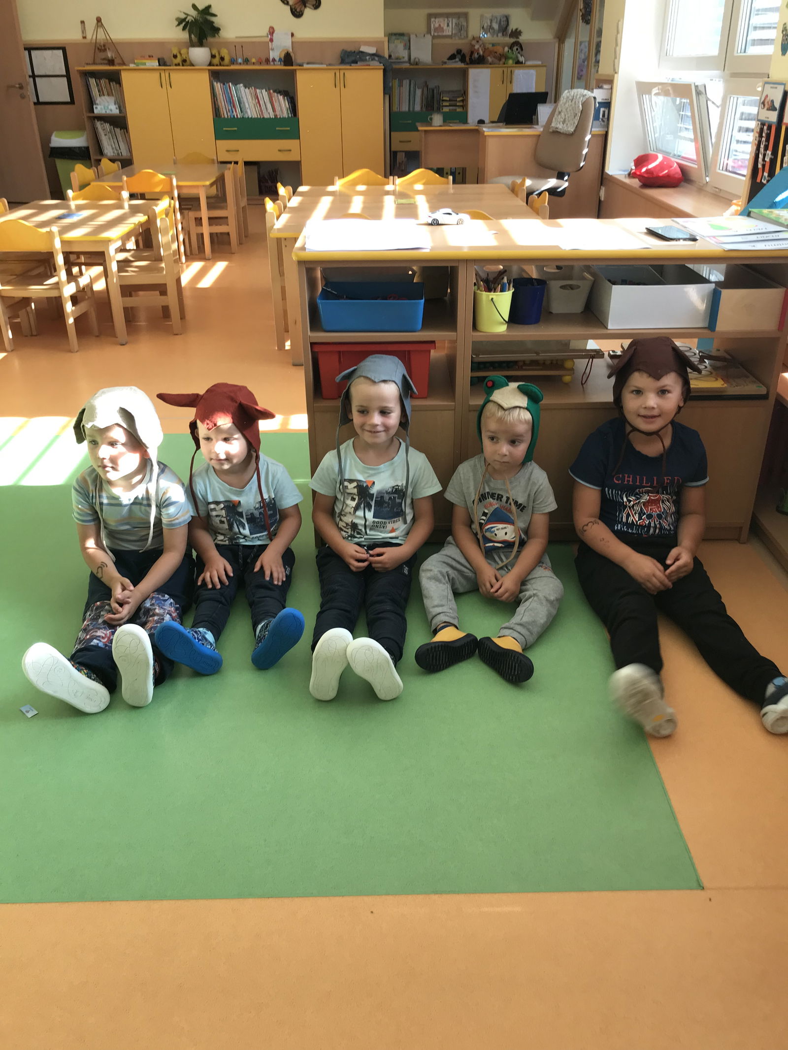 107B8665-9F97-4DC9-ABA5-5F5927FF47E6