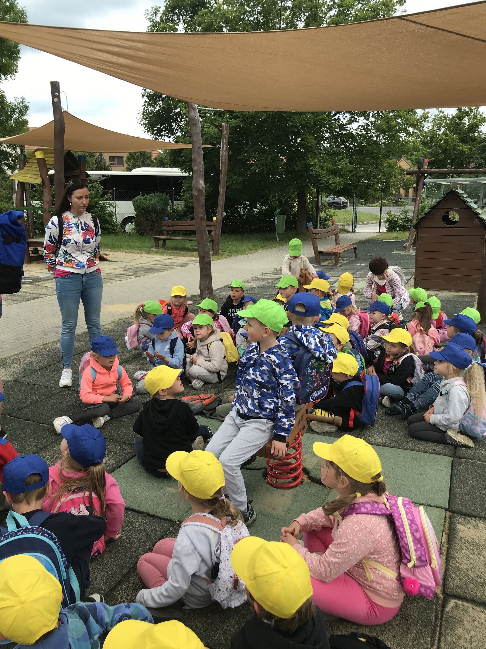 558086B6-8837-4F6C-B59C-1C2D5263158B