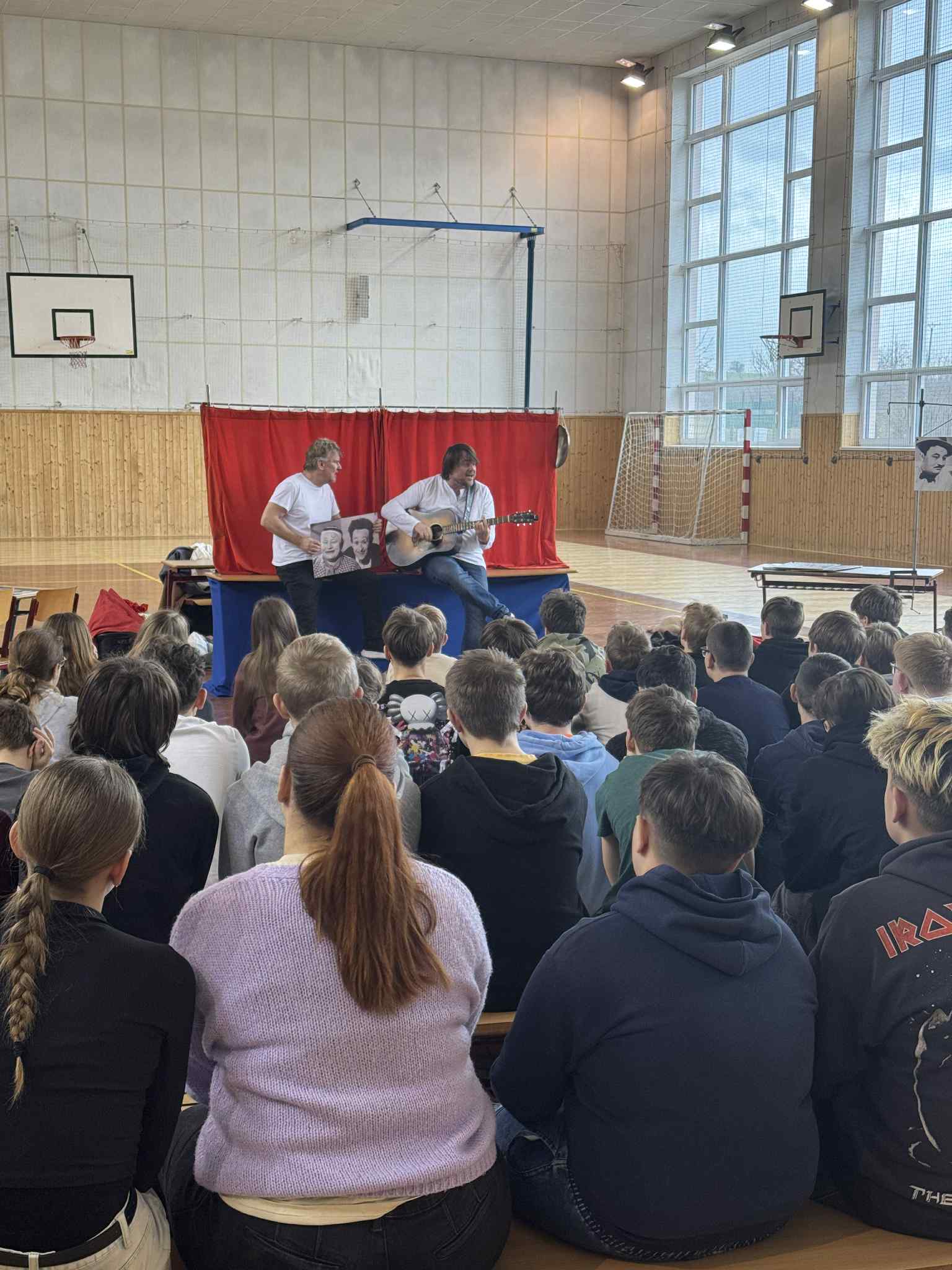 406d567b-c3fc-47b6-84d4-345009ebf63f