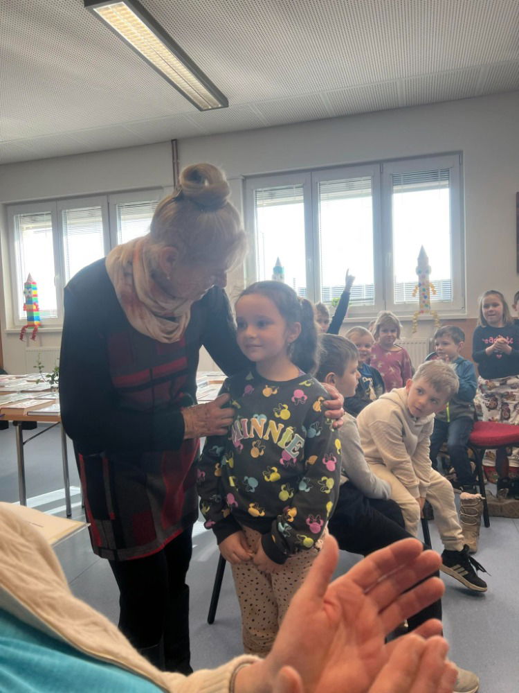 Messenger_creation_7853b33b-74c0-4647-a9f7-a2d32973f1ce