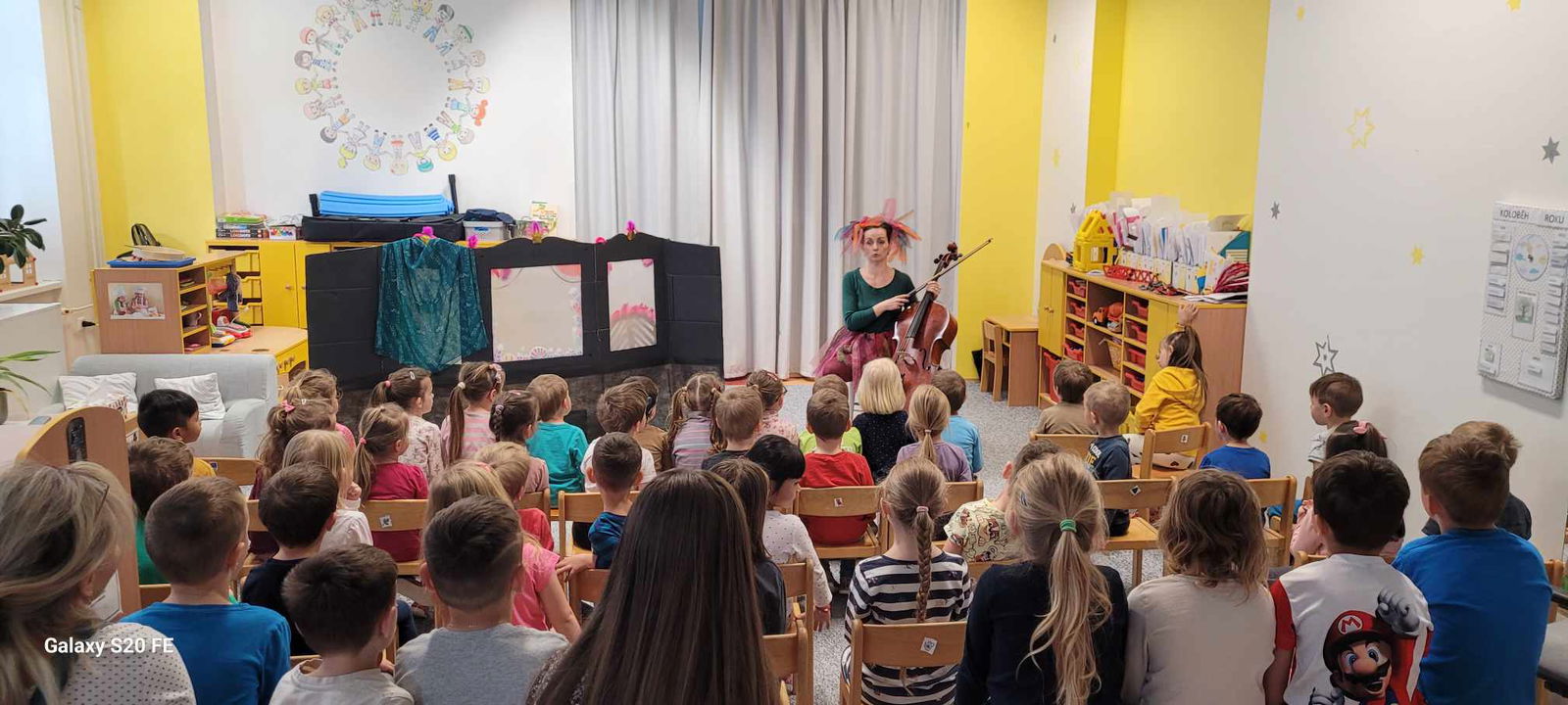 Messenger_creation_baa89540-82d0-45fa-93d9-e8701438aab2