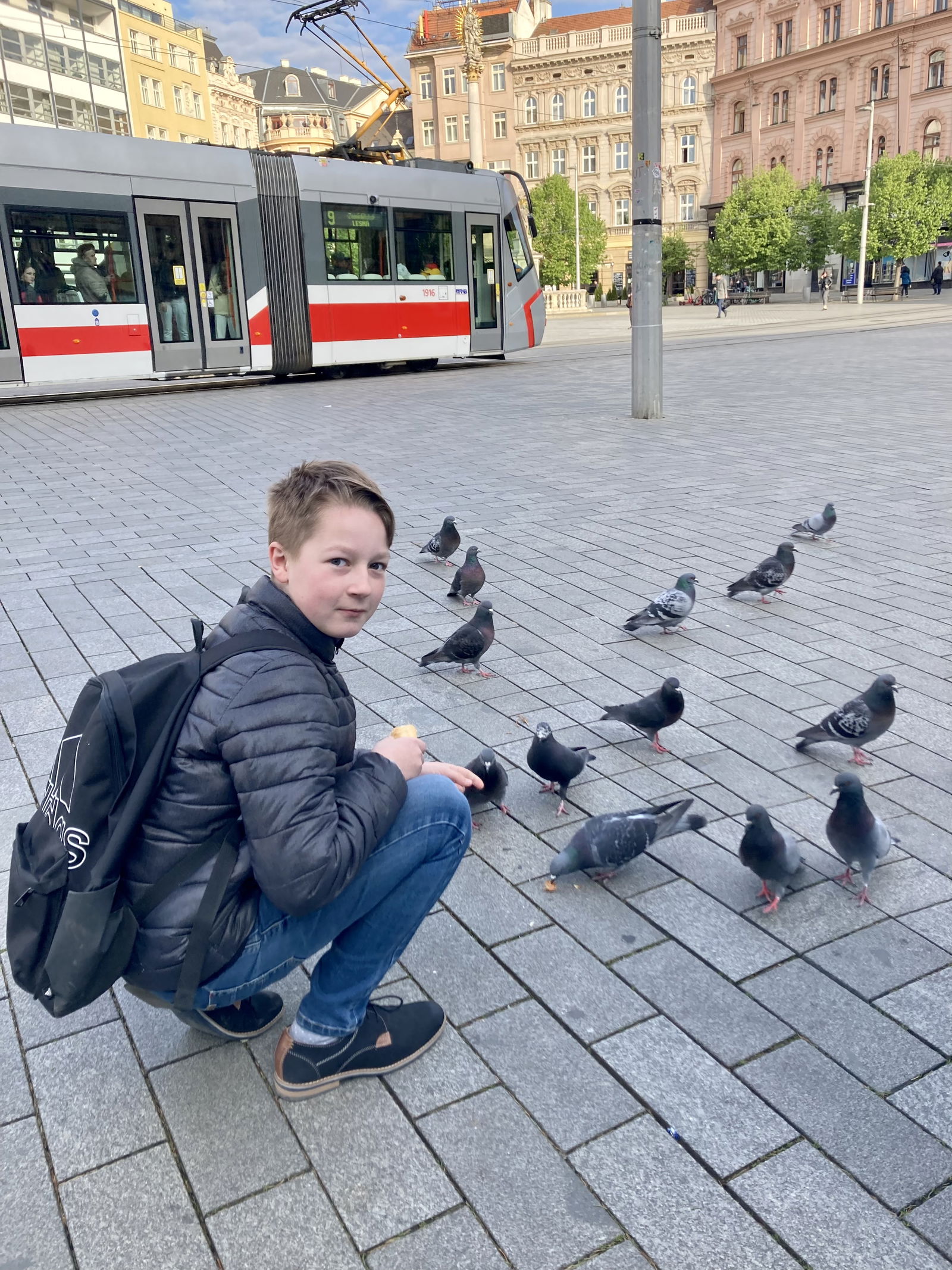 957C66D9-1CCC-4BA2-8117-053BDB842F01