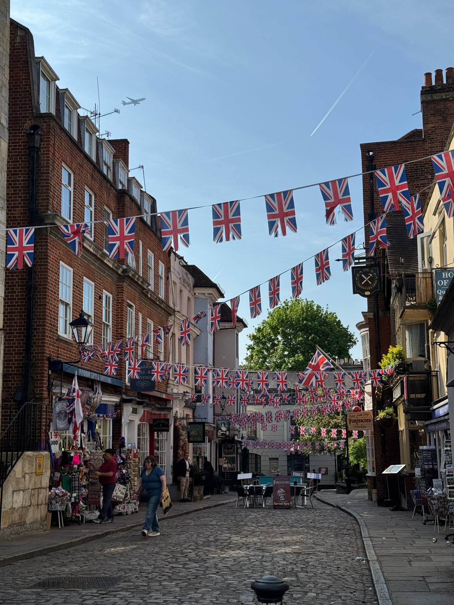 41f996a7-32bb-44d0-9b17-df9242647228