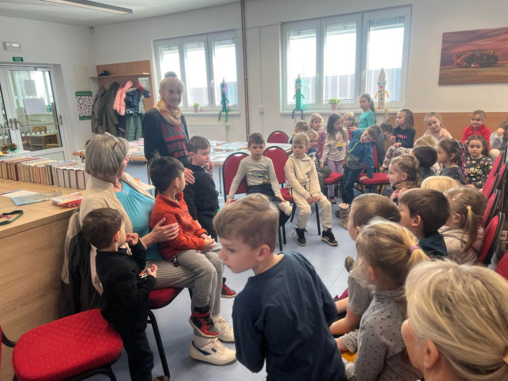 Messenger_creation_a6635974-73de-48d3-8abb-73d90bd953dc