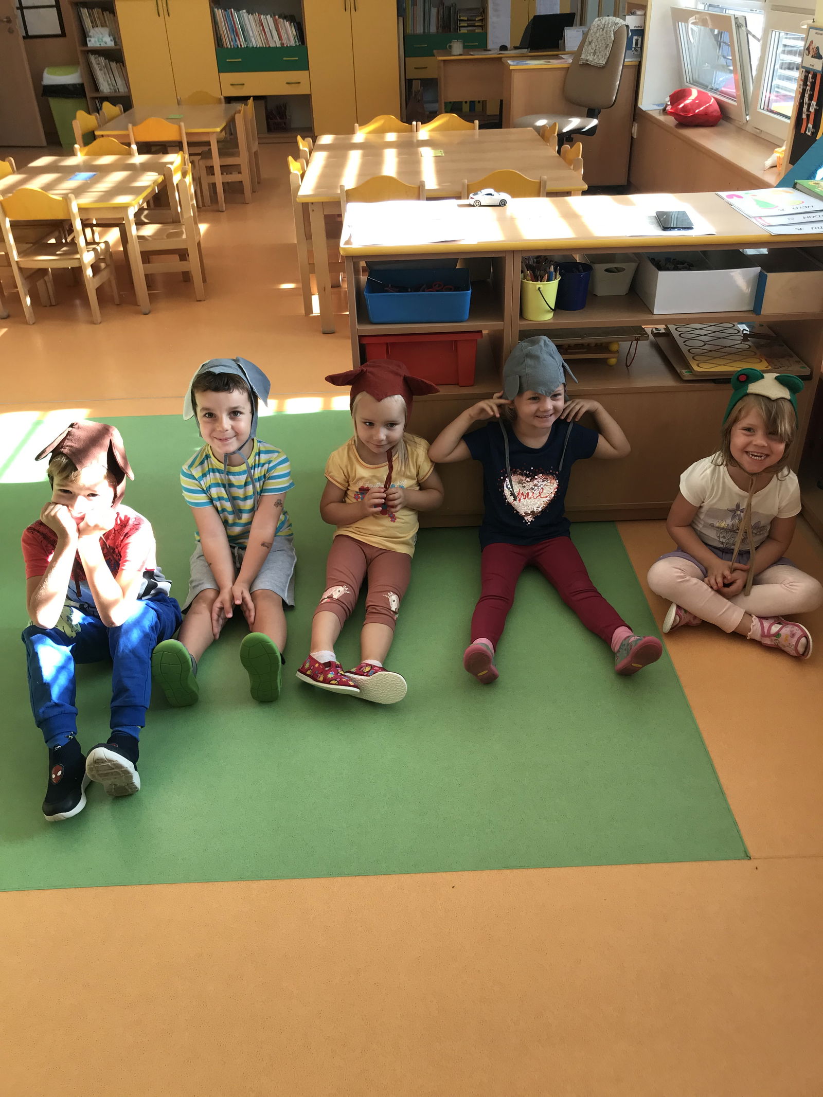 30ABF1C2-E33A-4CD4-B14C-EEF19FC37821