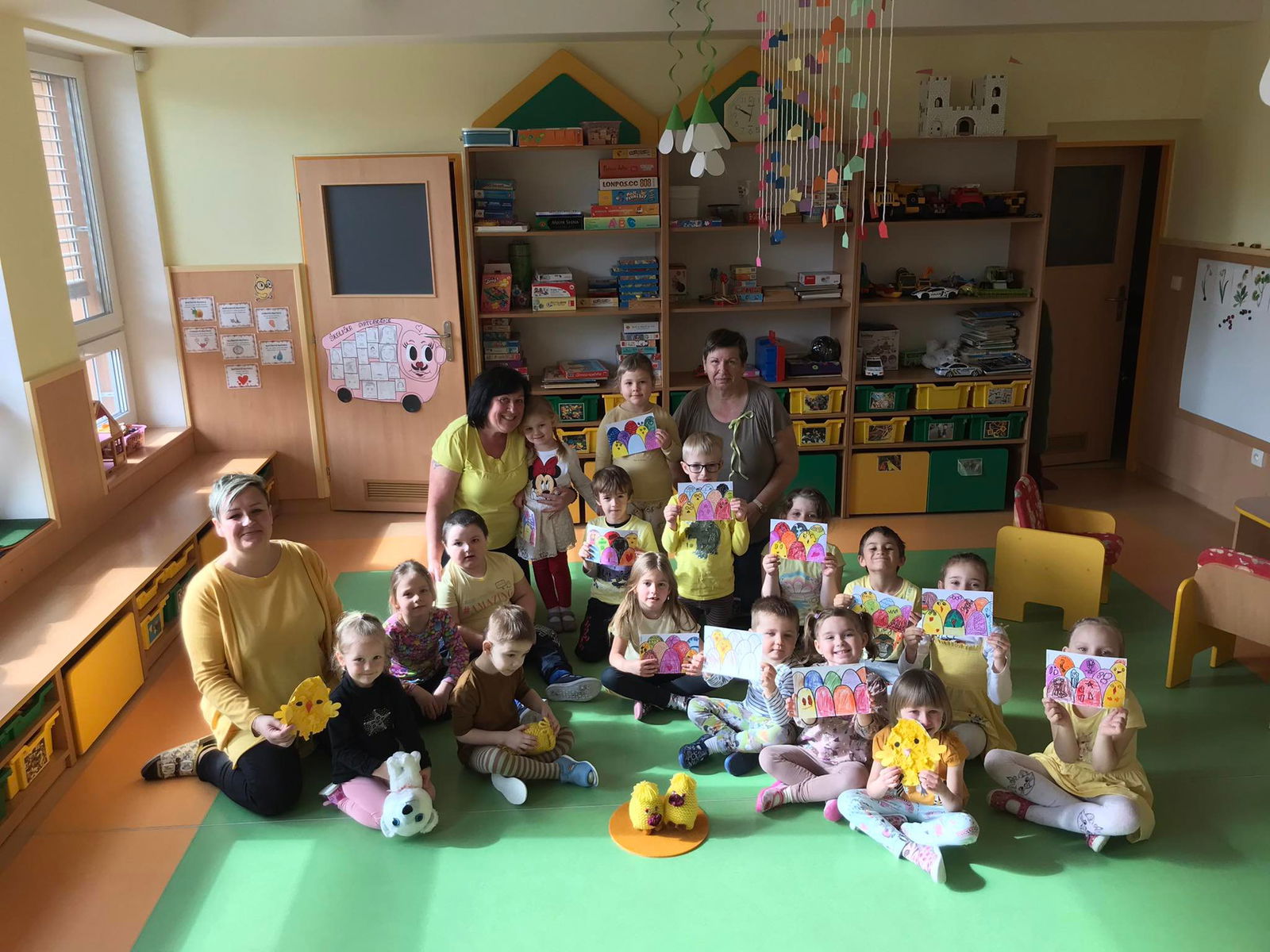 received_963679378124097