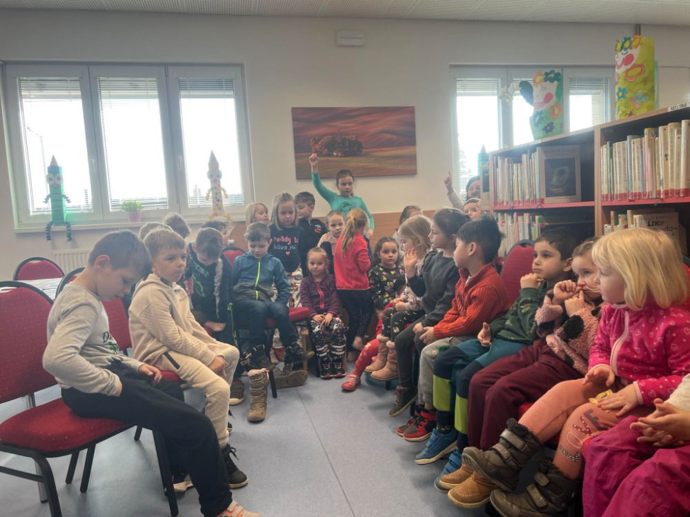 Messenger_creation_c93be30d-3c7d-4b66-9c2e-a0a1dfe10db5