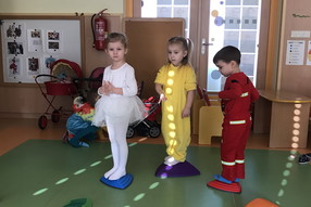 6480169C-9EFC-419C-9E42-E52B06AB5A94