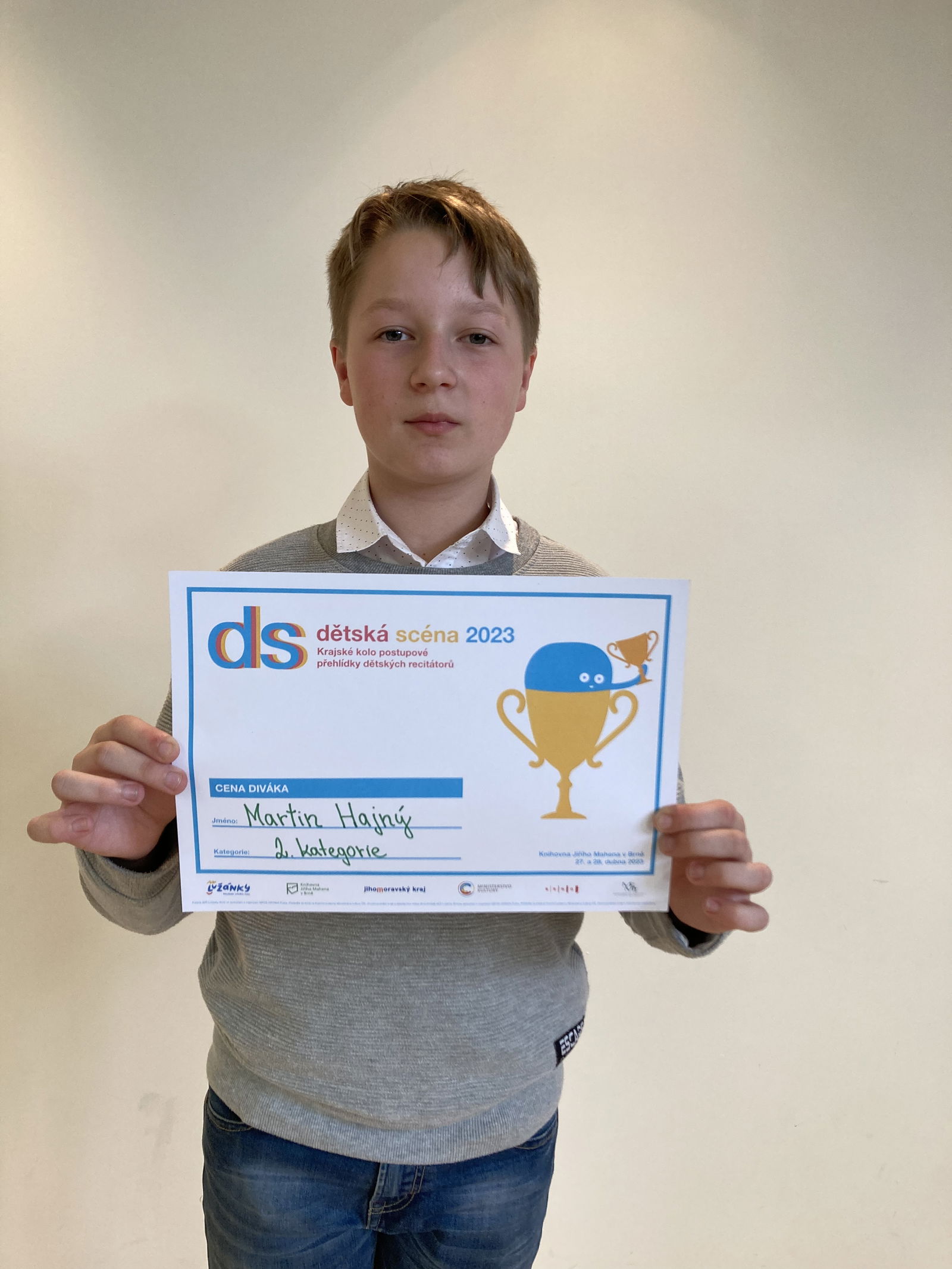 CEE4A6CE-77D7-4C1C-B13D-22FB9814AEE8