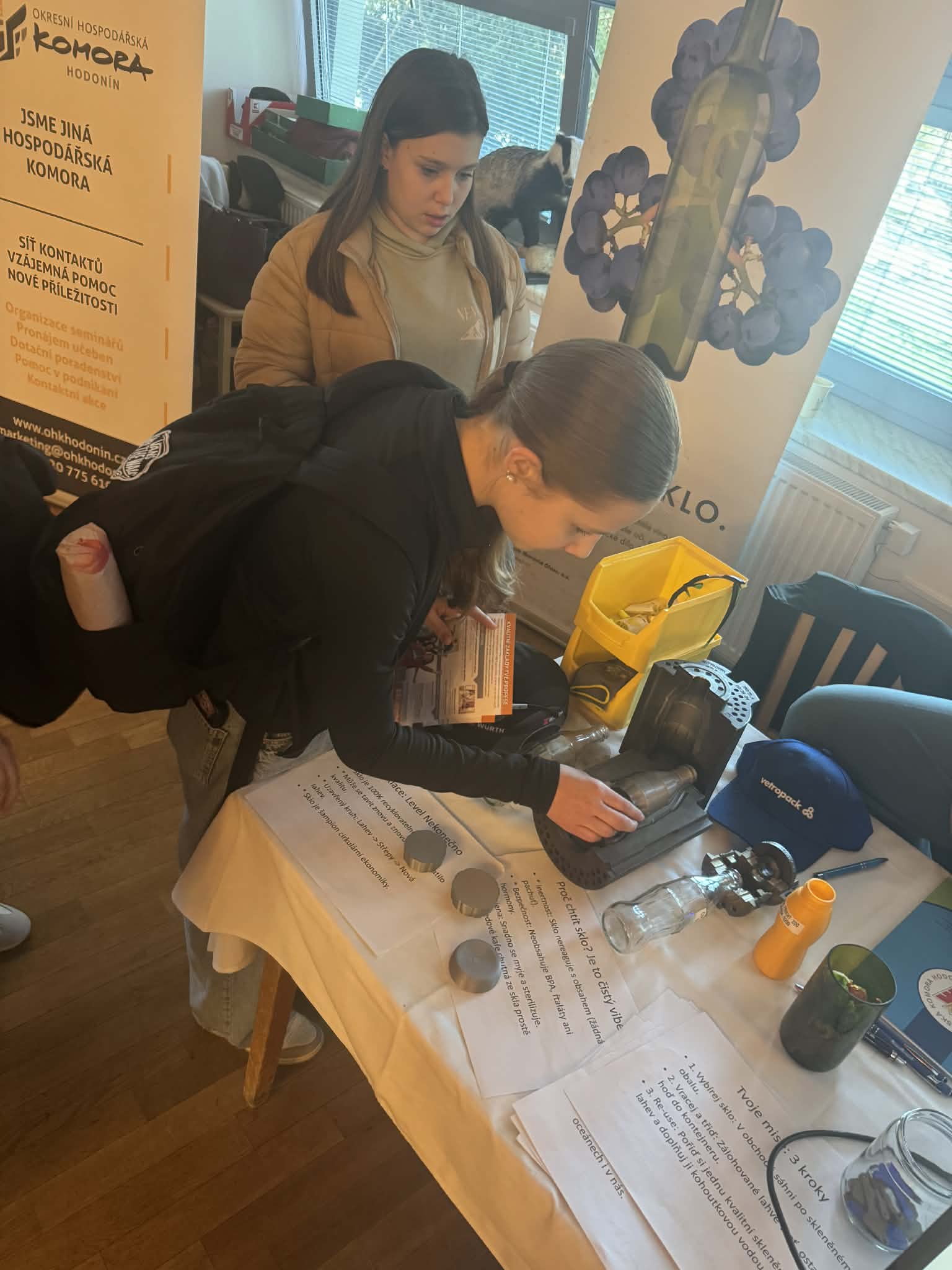 76b16e65-2e25-4bf9-9afb-772ac68fa9f0