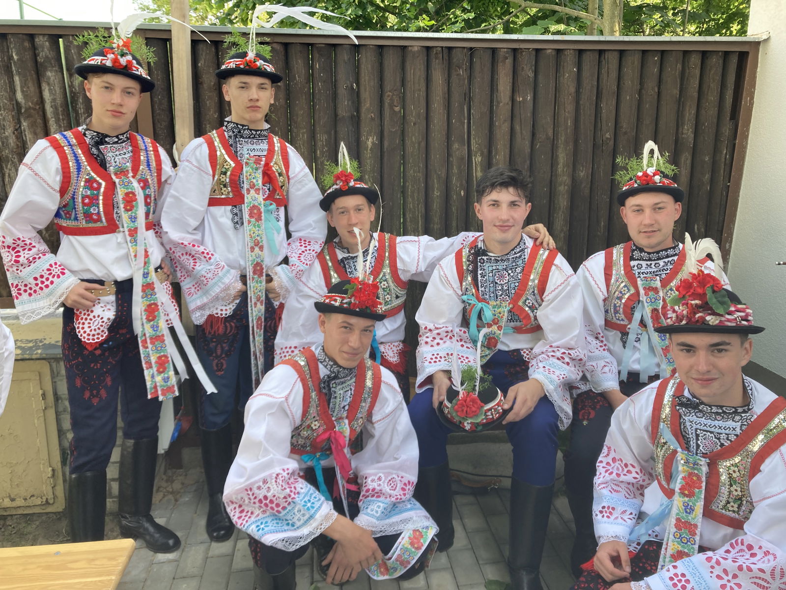 E496F2B2-205B-4C65-8662-FF568D35A288