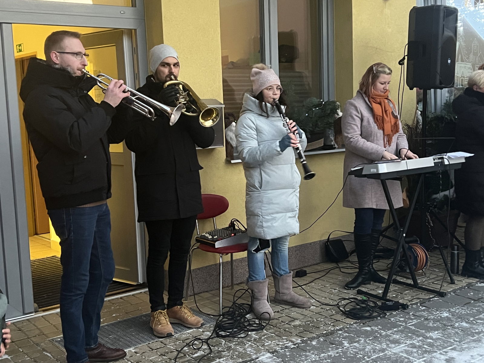 0B4D72C8-2C67-40F7-87A8-EE363DD23A2C