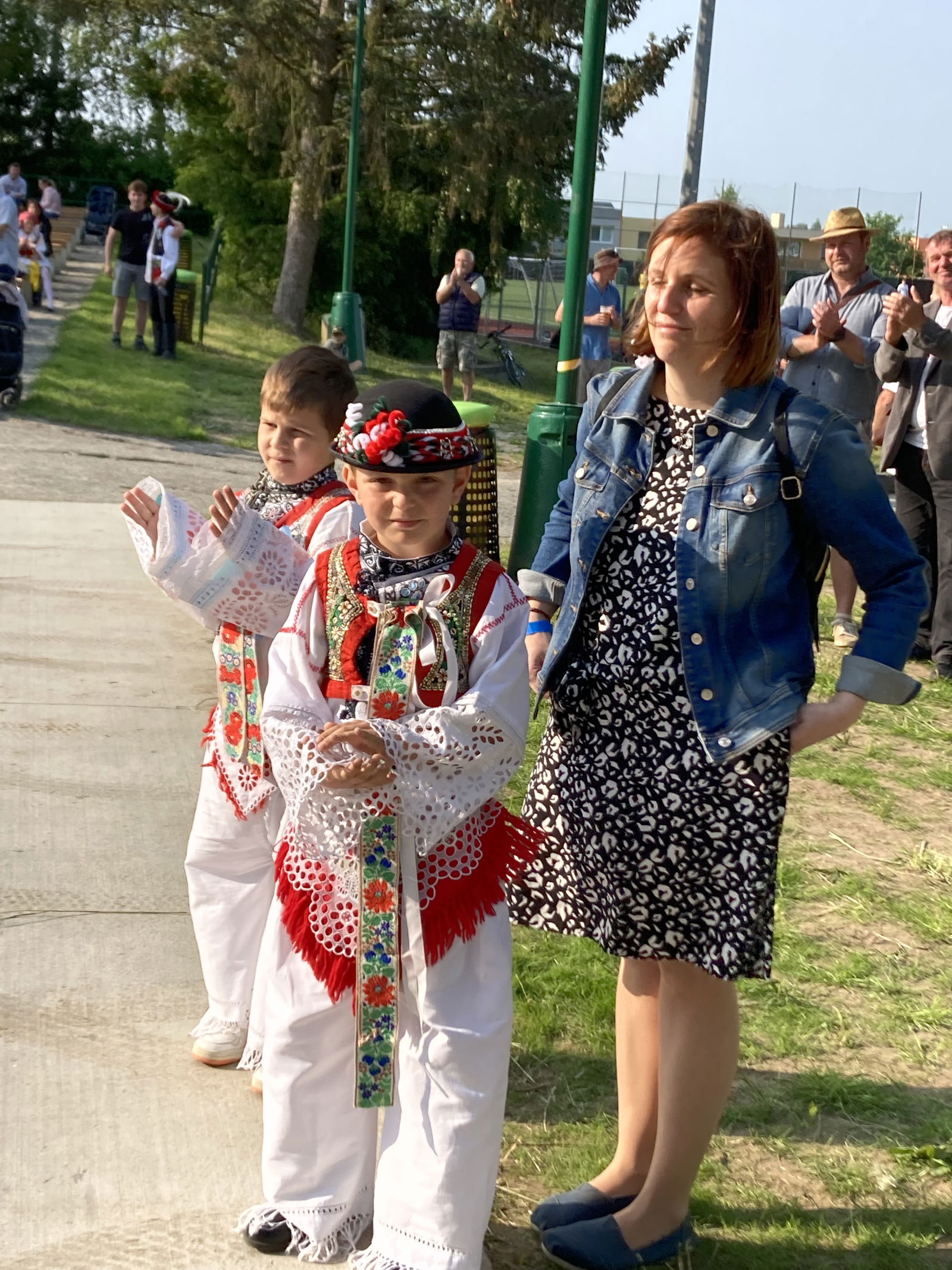 5CB4FD26-D551-424F-BCC3-C111A0E2A2BC