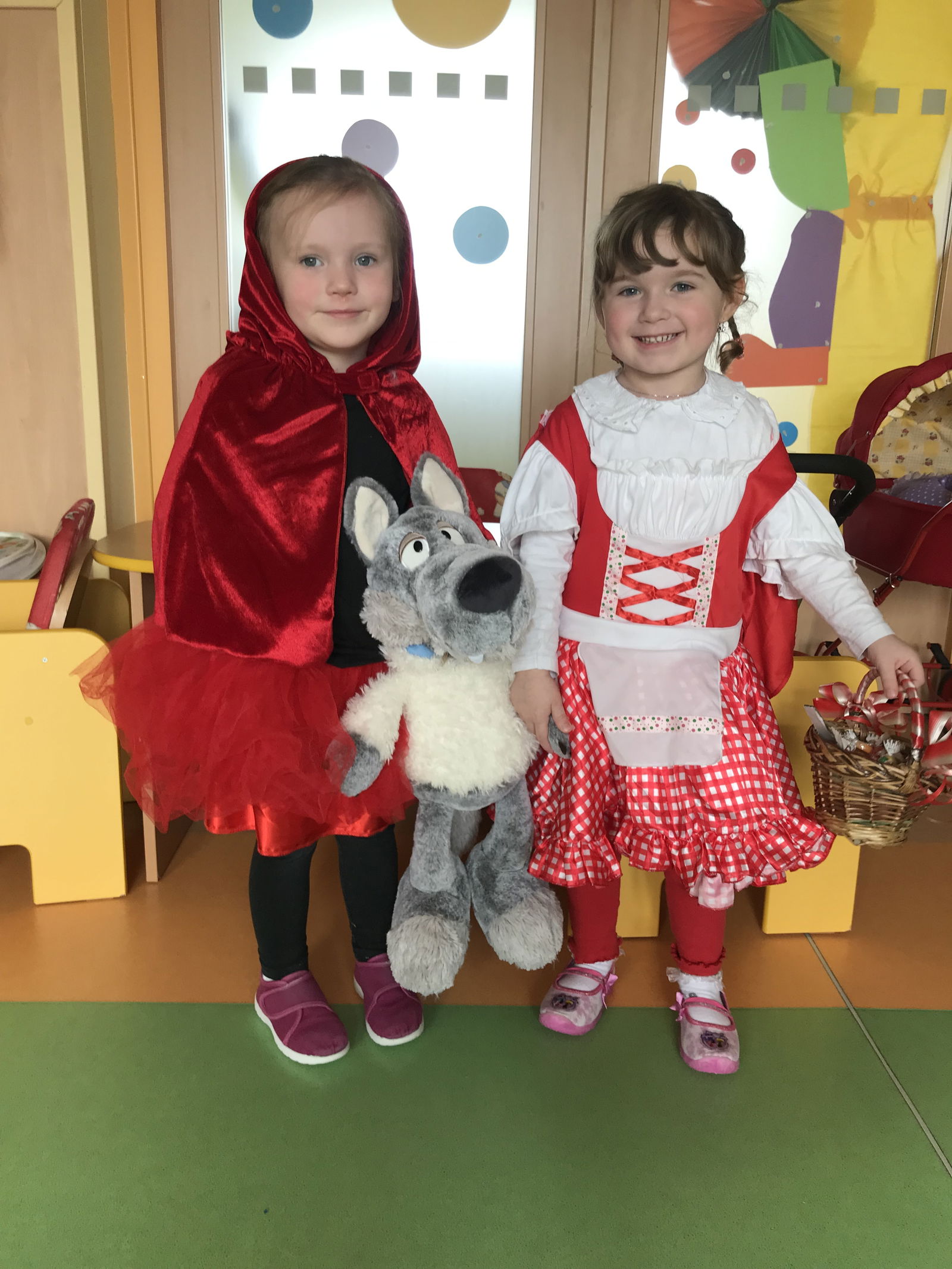 7D661209-22A3-4AD1-8659-9F368A766A69