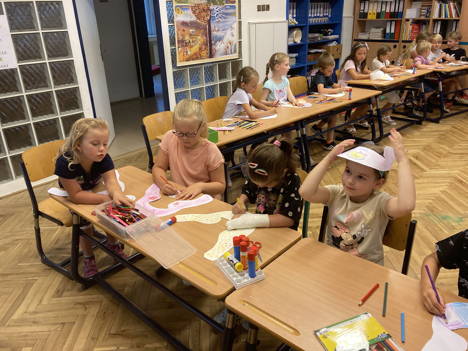 43463F16-D287-44B2-A5A4-94BE801967FF