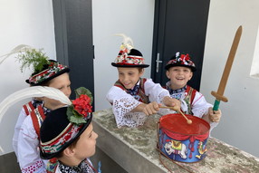 5E28253E-FFC8-428F-AE52-EA0D13DE57D4