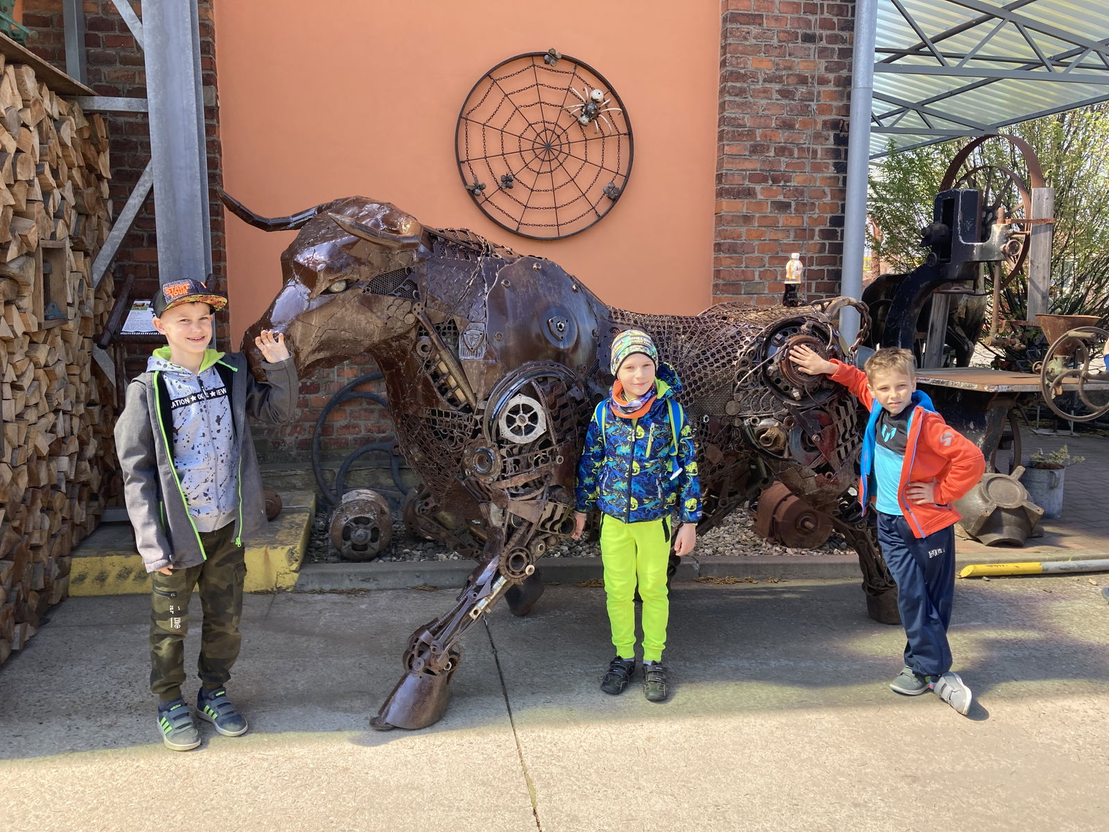 1669F25A-FA99-4B04-A89F-FBB54EB3BEDF