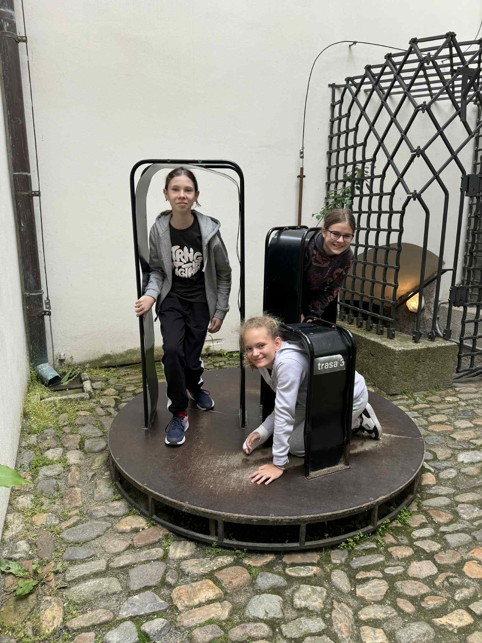 a85f344d-8a61-41c8-9a5f-aba6a61a2064