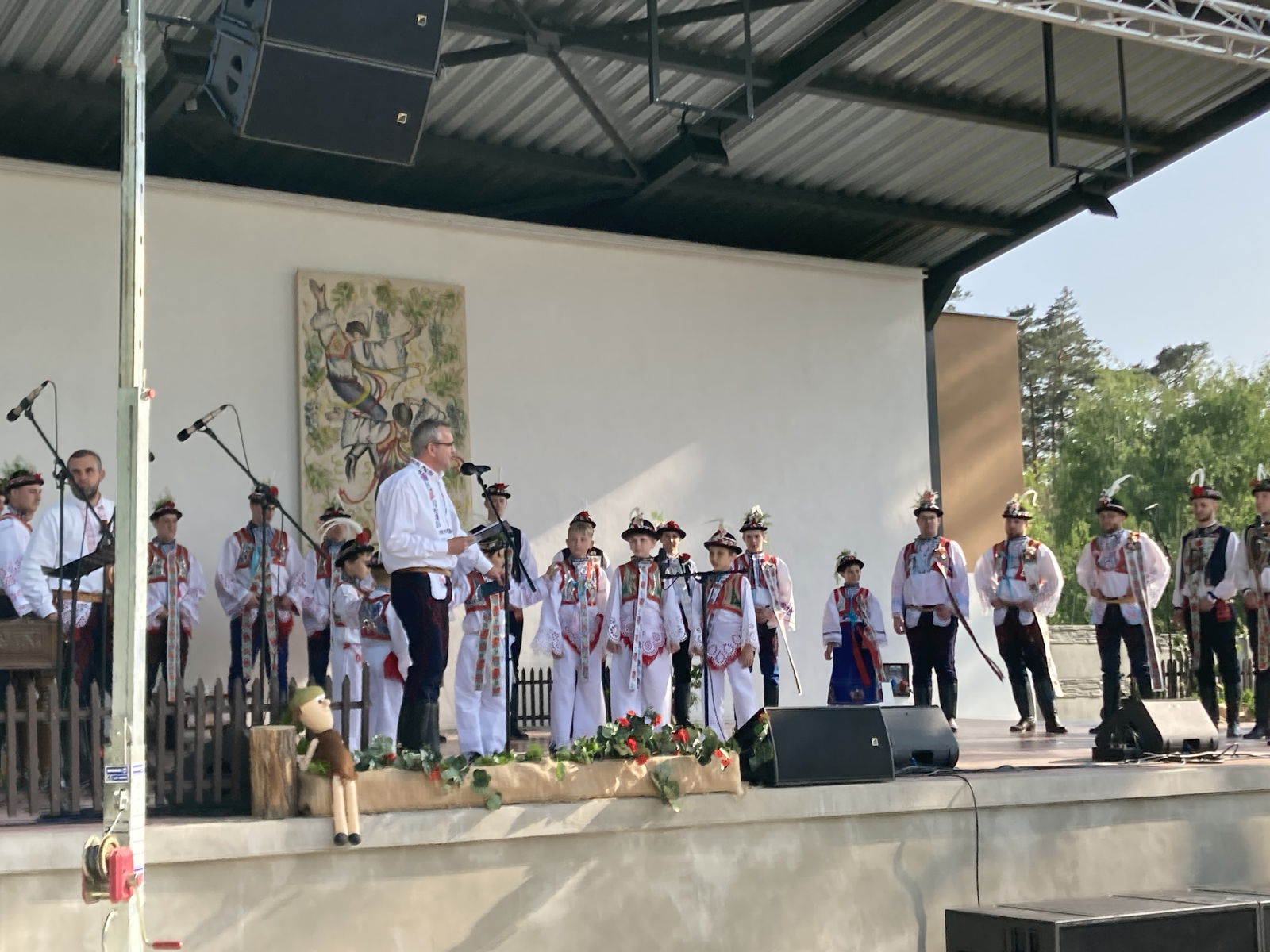 1BE6AF5B-4A74-4FFD-AA69-9456F5937A37