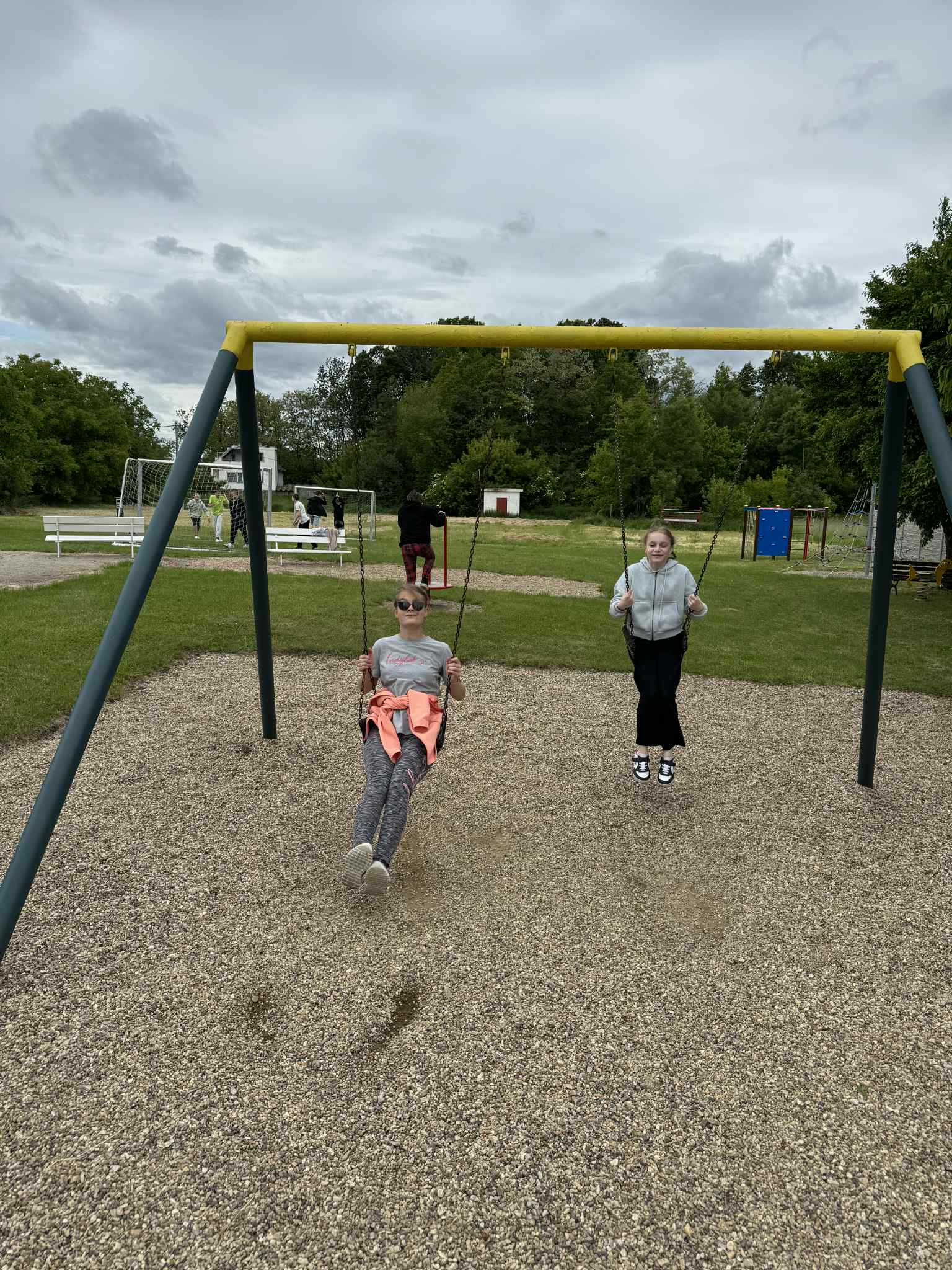 b9ac1b5b-3c9c-410e-99c8-f33a2e145ded