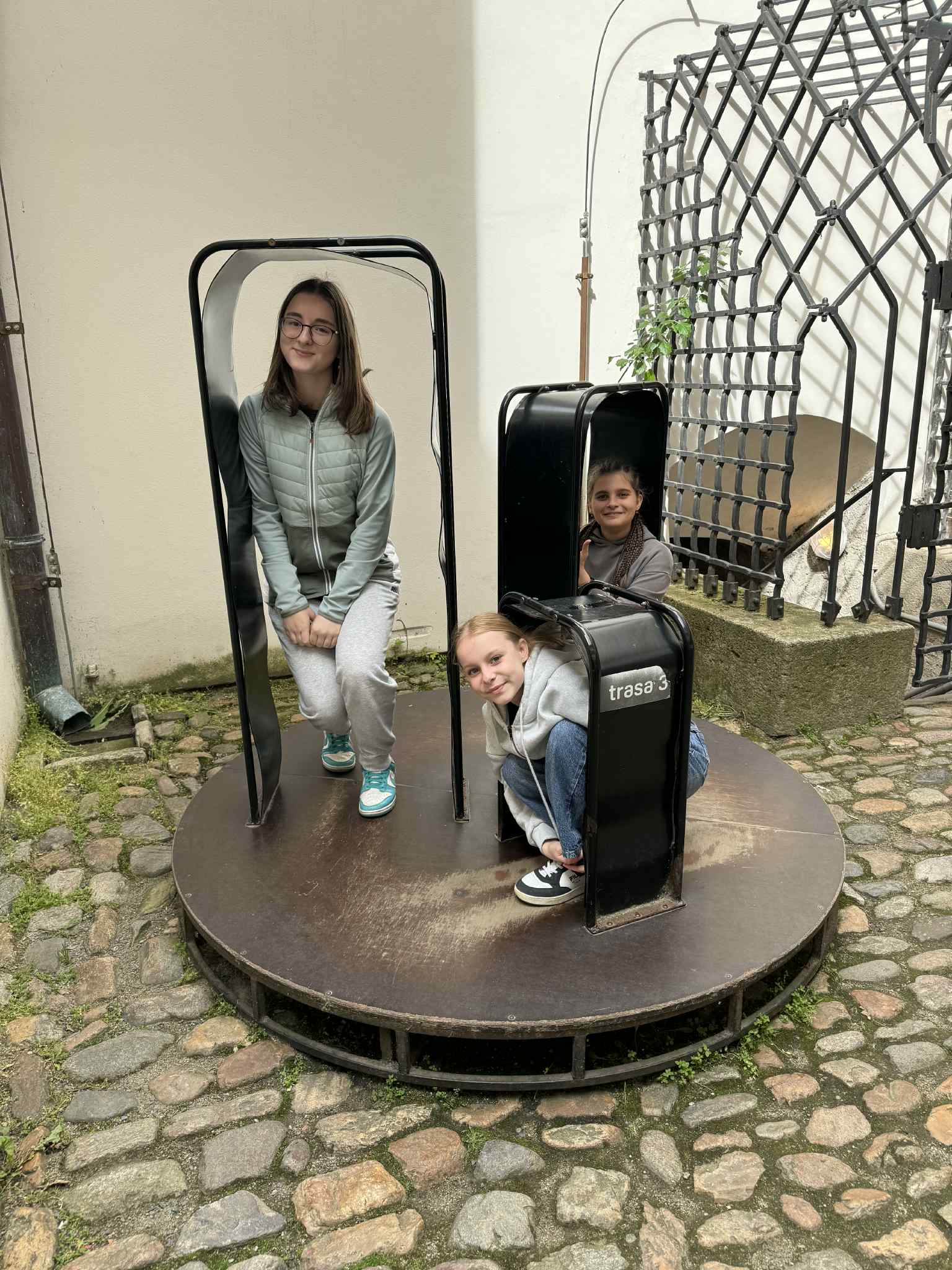 0ecbcb1c-160a-40d2-99c6-fff483ce6da1