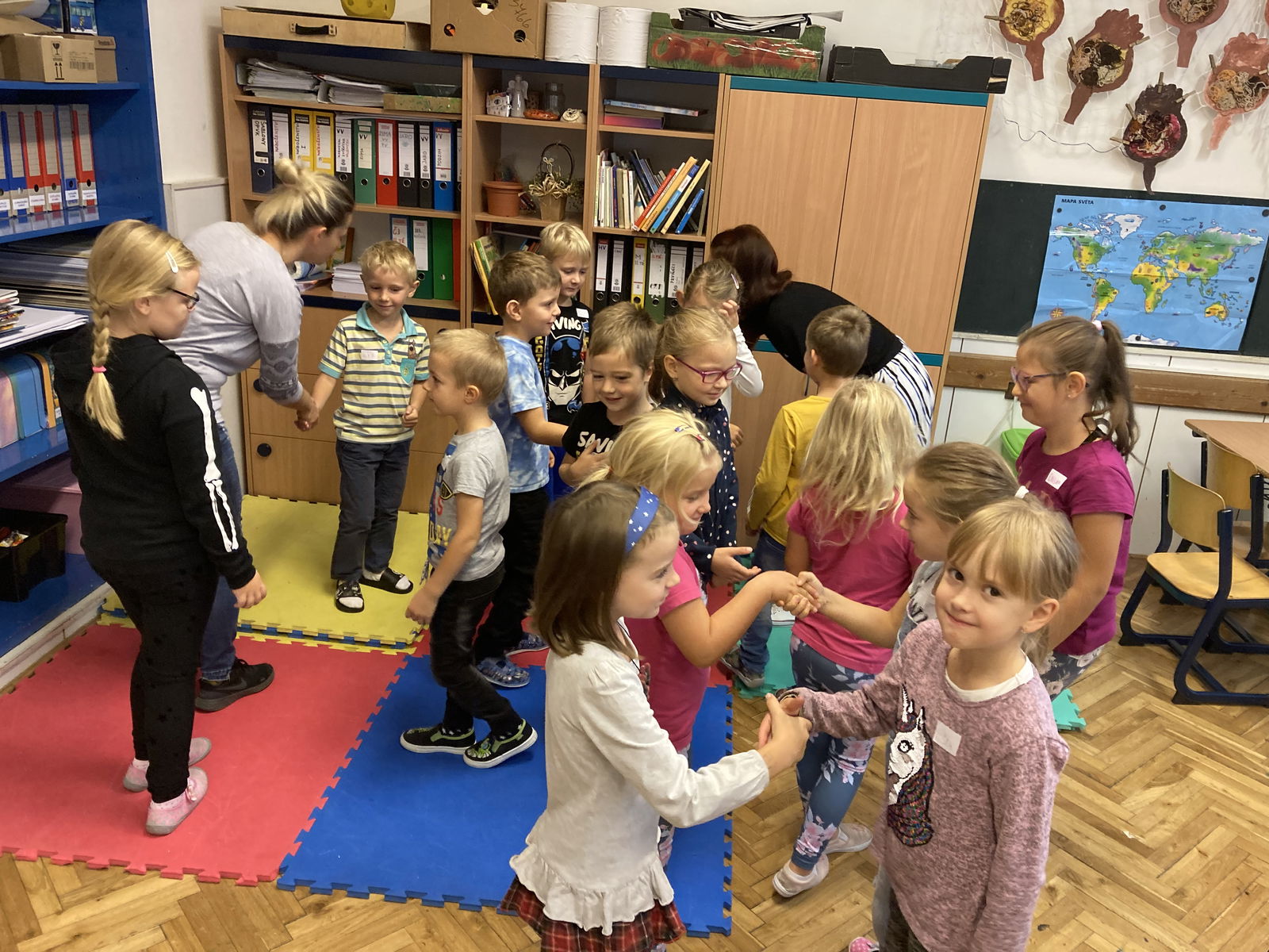 4C15AD81-27AE-4F76-A396-2B4A60EDCDAB