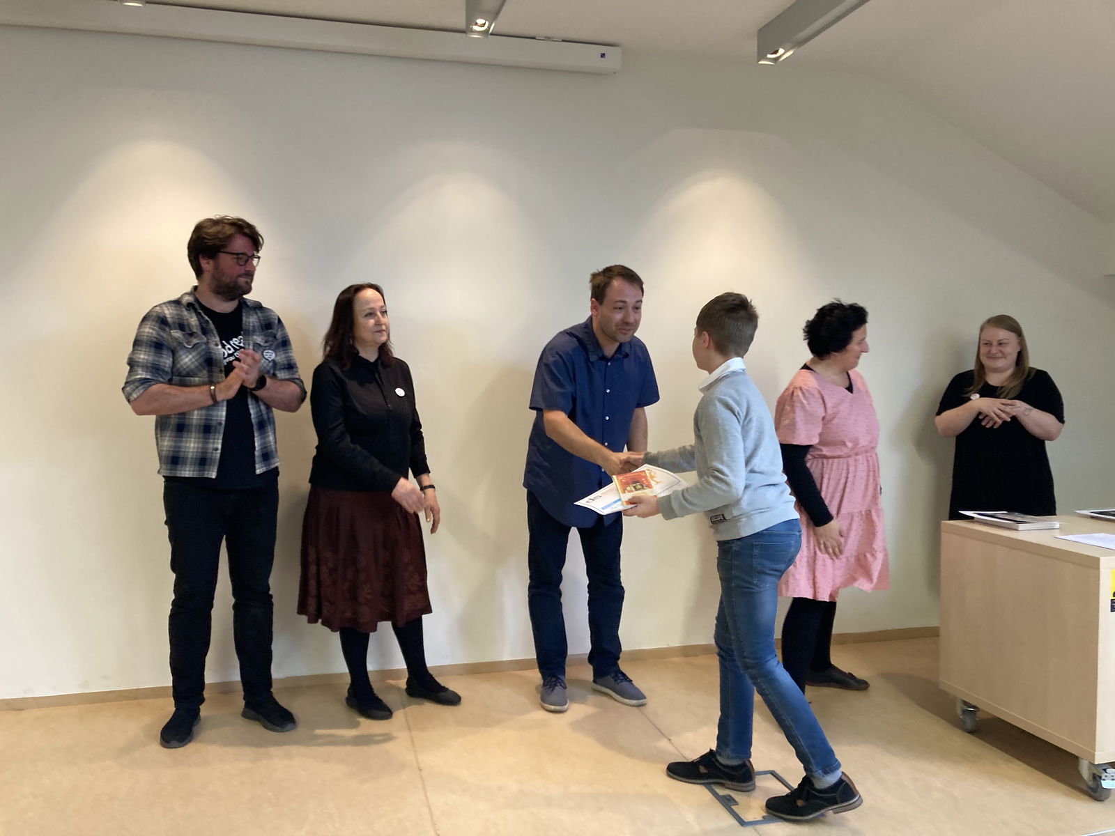 8923AFBC-4560-4F0B-914F-FCFEF9279473