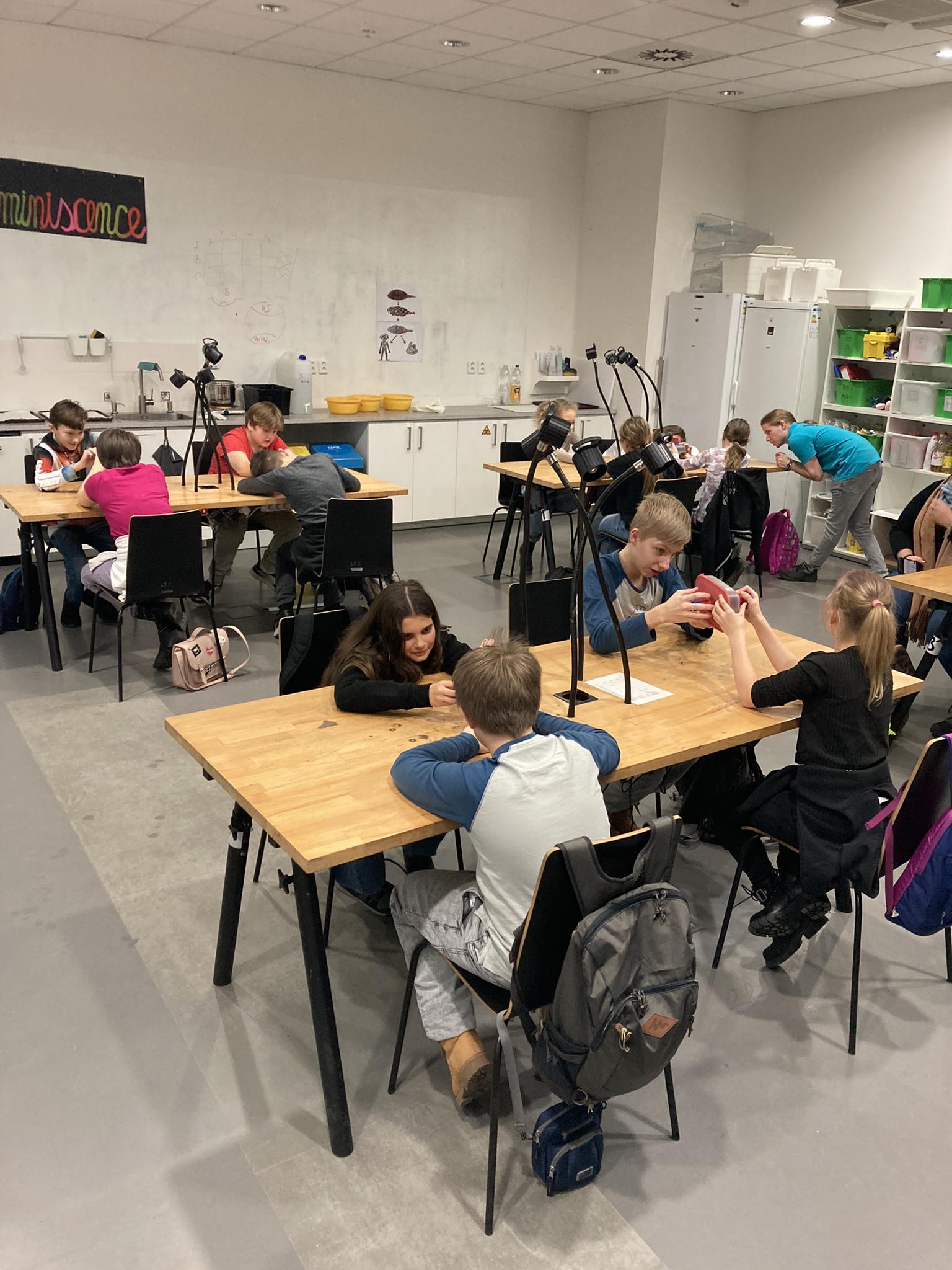 423944464_1392451178062103_4225260682189756693_n