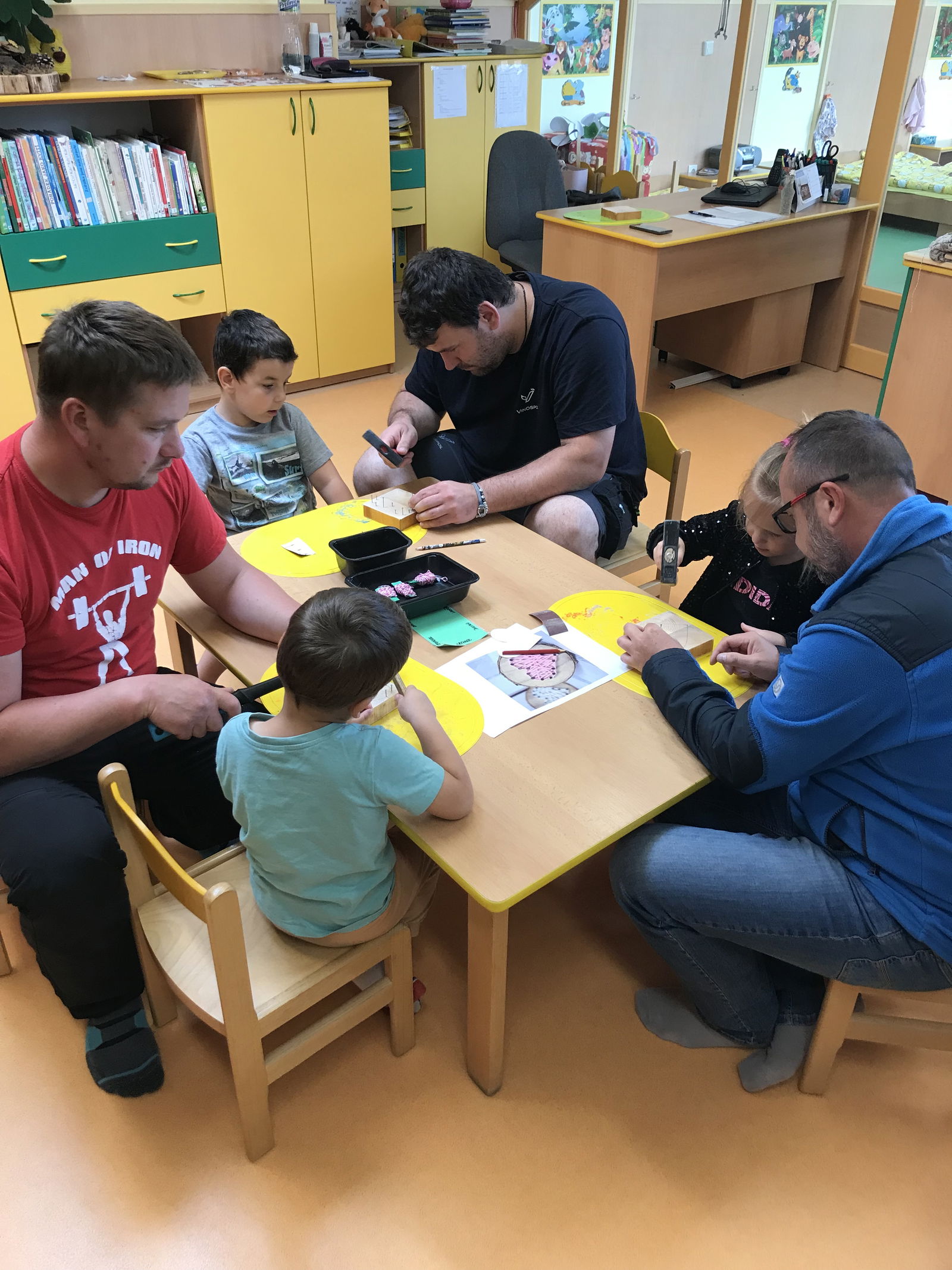 03B12AFF-CABF-4F9D-9696-72DF99434657