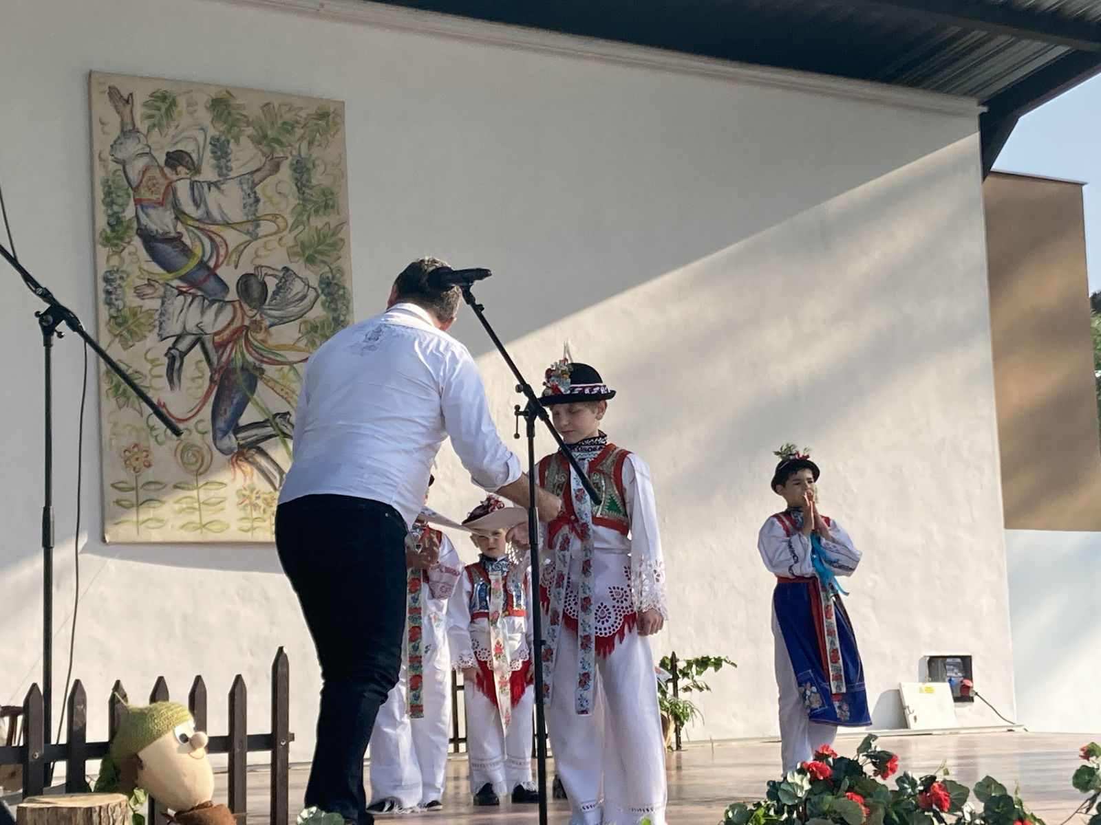 AD32BA4C-4C9E-4C9F-901D-062B60D770A2 (1)