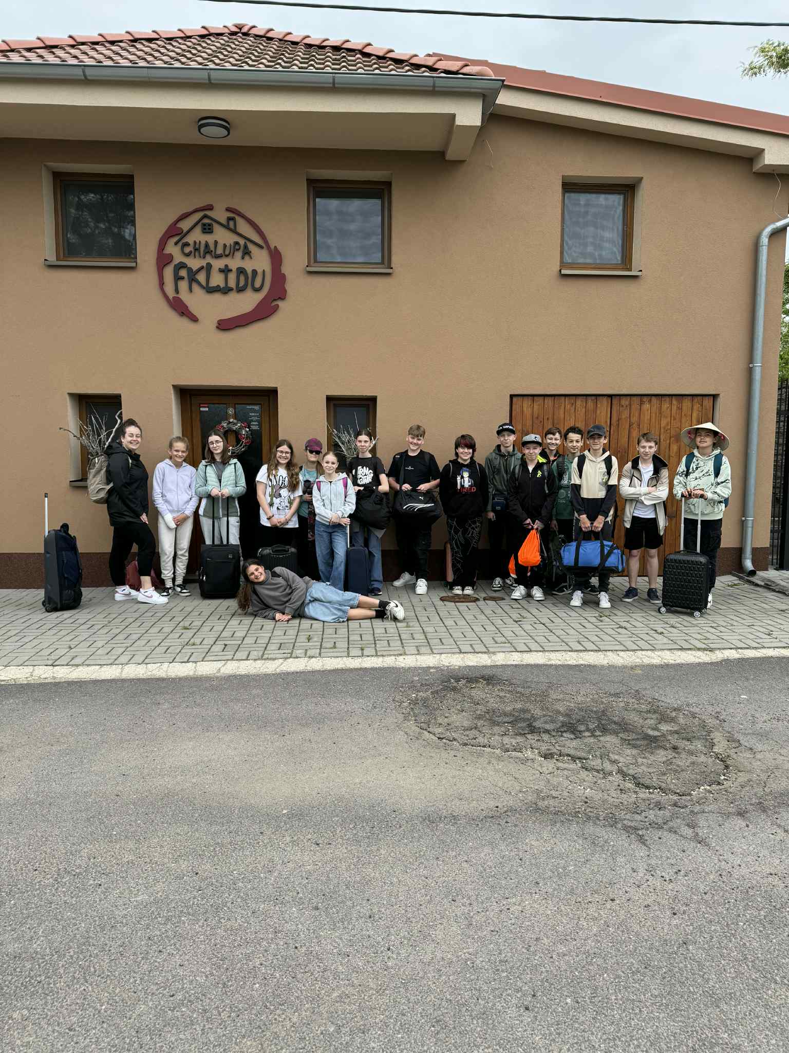 b73a5b79-5bb2-46cb-9b3e-8e211fabe7f6