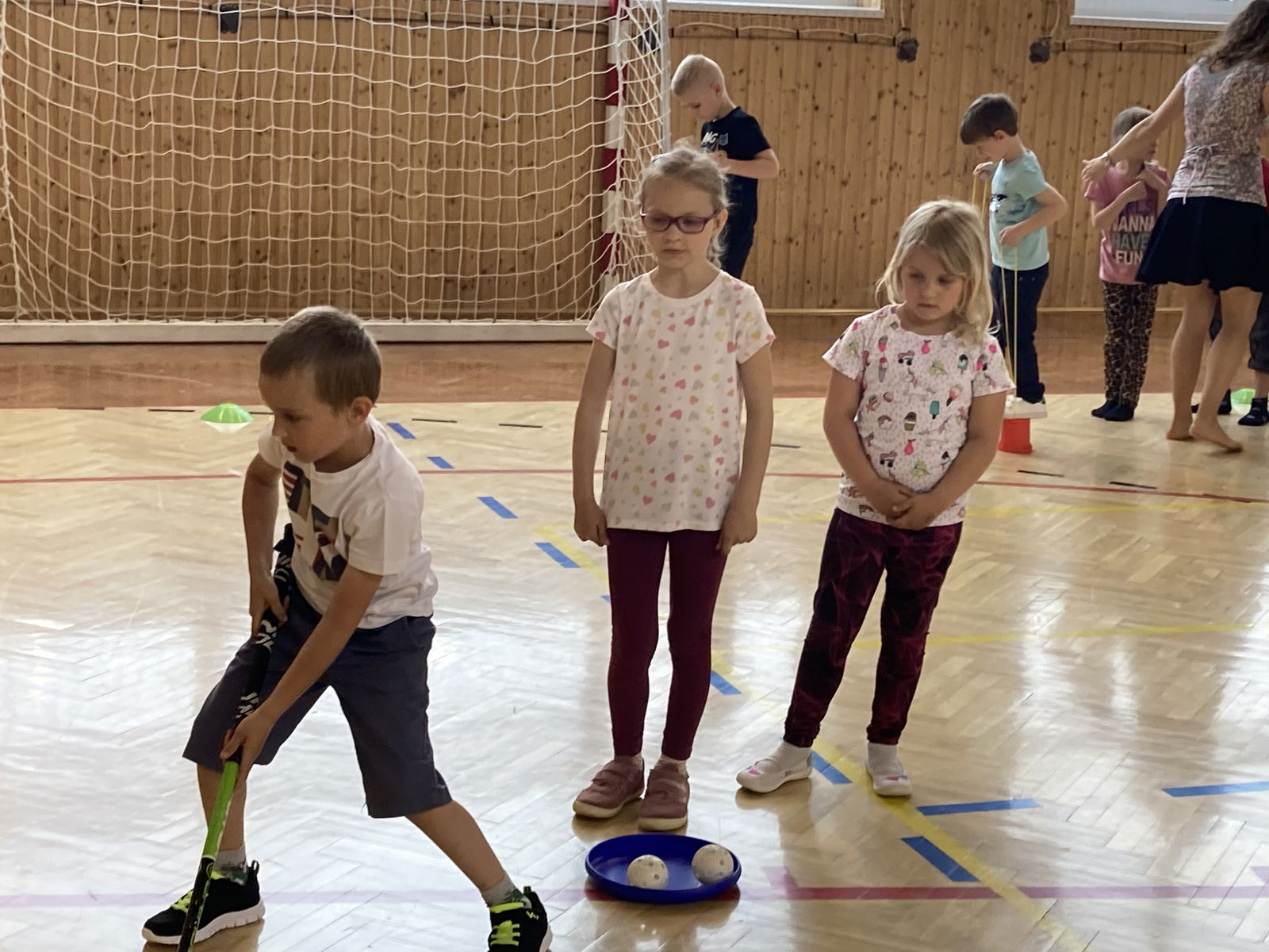 D187B6FF-1017-47B5-A0C2-4F55E6D1DEF9