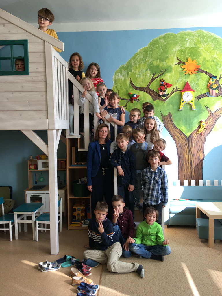 05ADC9D3-43FF-458A-8BED-BA0AE41D1DD2