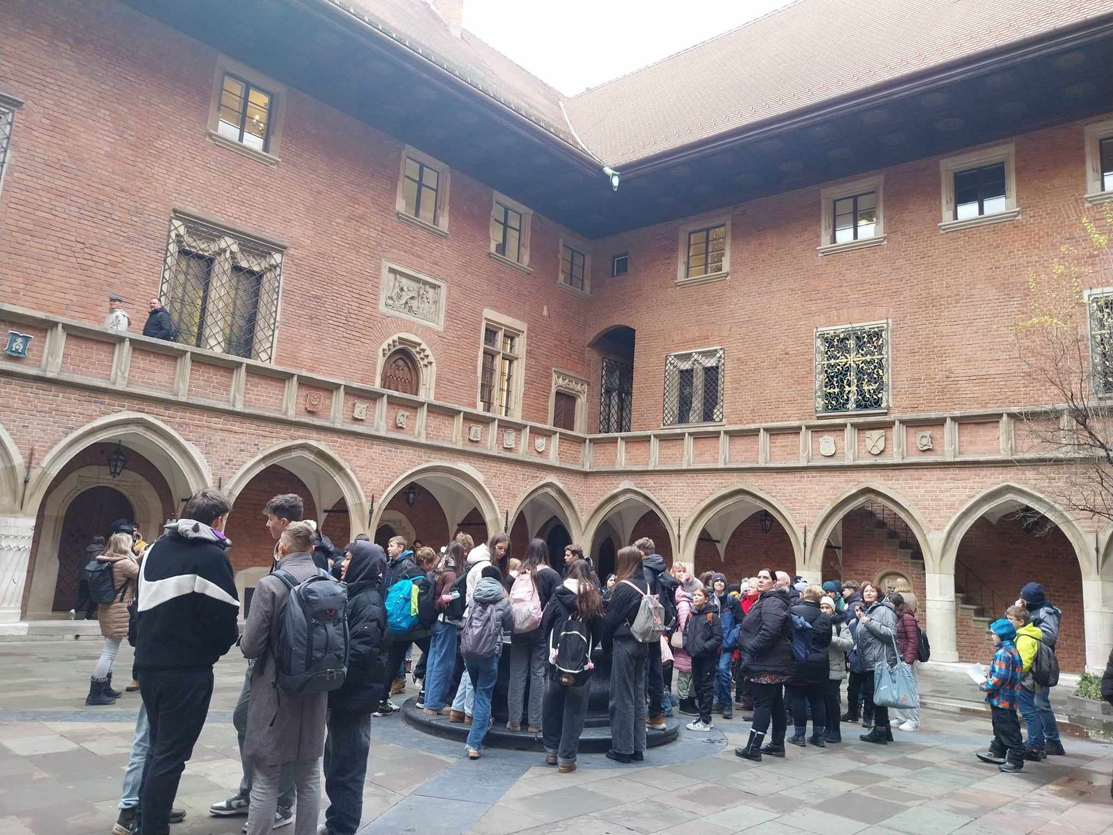 462557195_2831913130316787_6710066784103470334_n