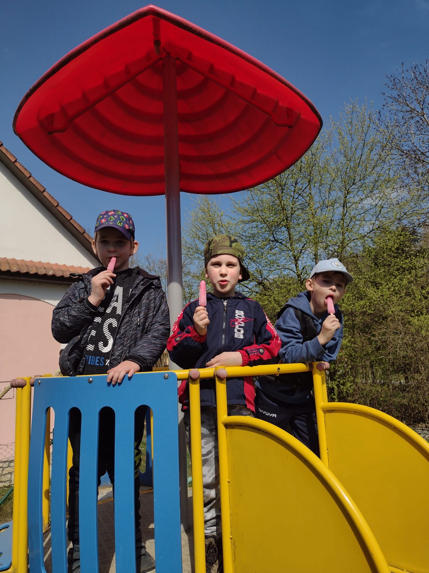 fb6e4dbc-0c49-4201-a6d4-638a9d5c5877