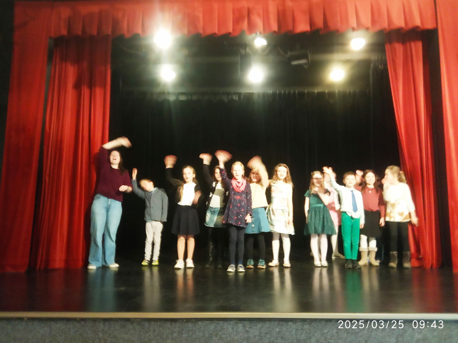 2025-03-28_09-26-55_698 (1)