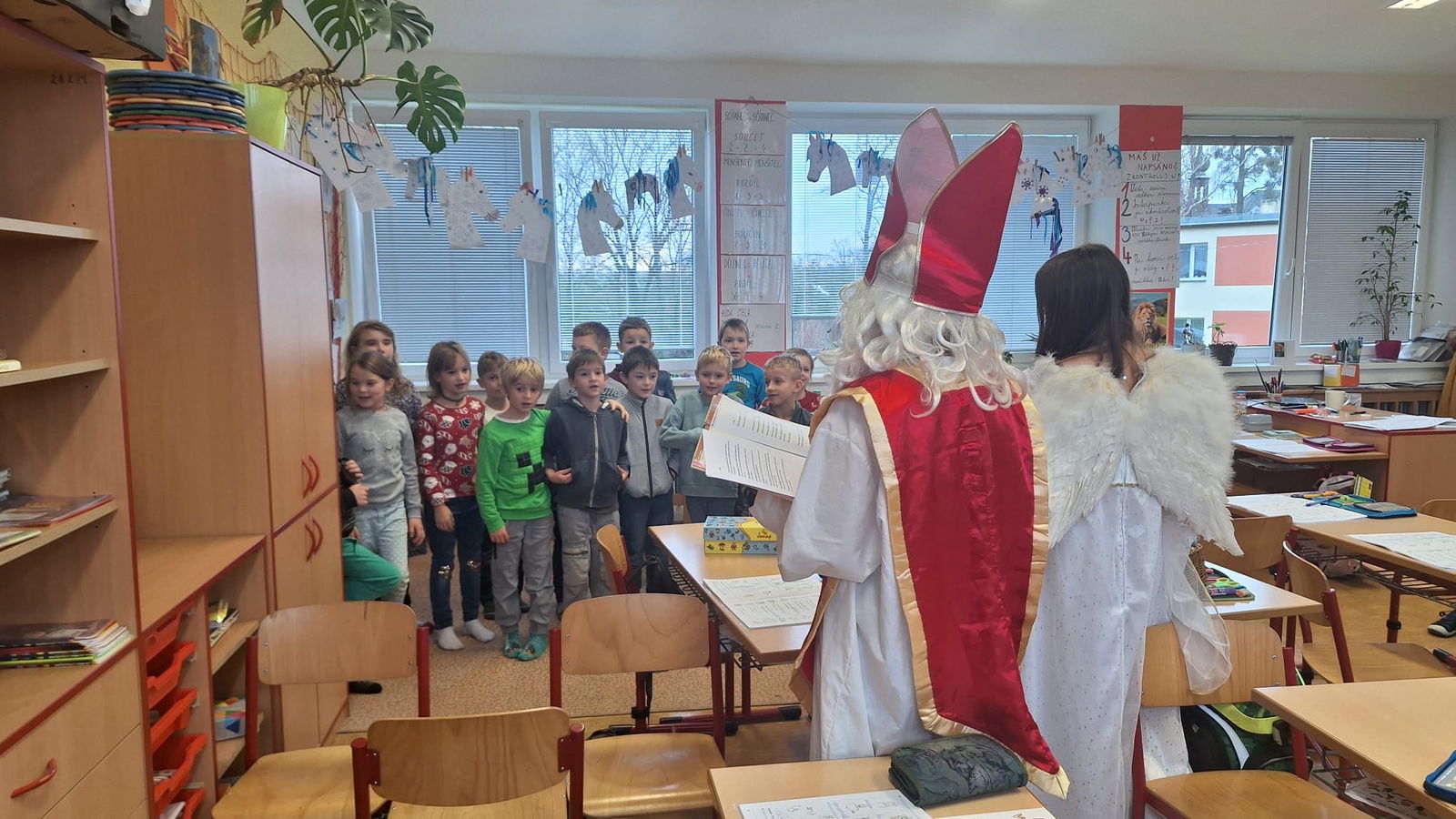 8454af43-9283-4678-a89a-90975037dddb