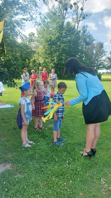 bab25ad7-0f01-4841-8e1f-f3a87e594442